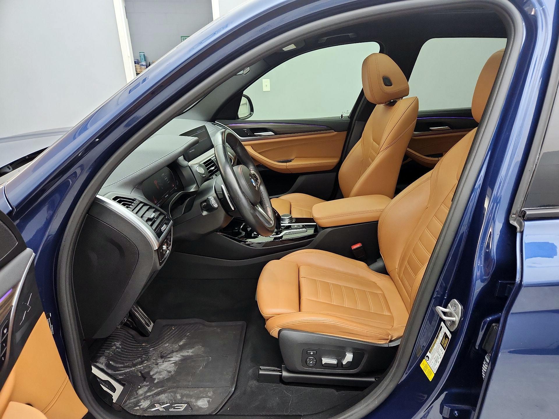 Thumbnail: 2021 BMW X3 - 11