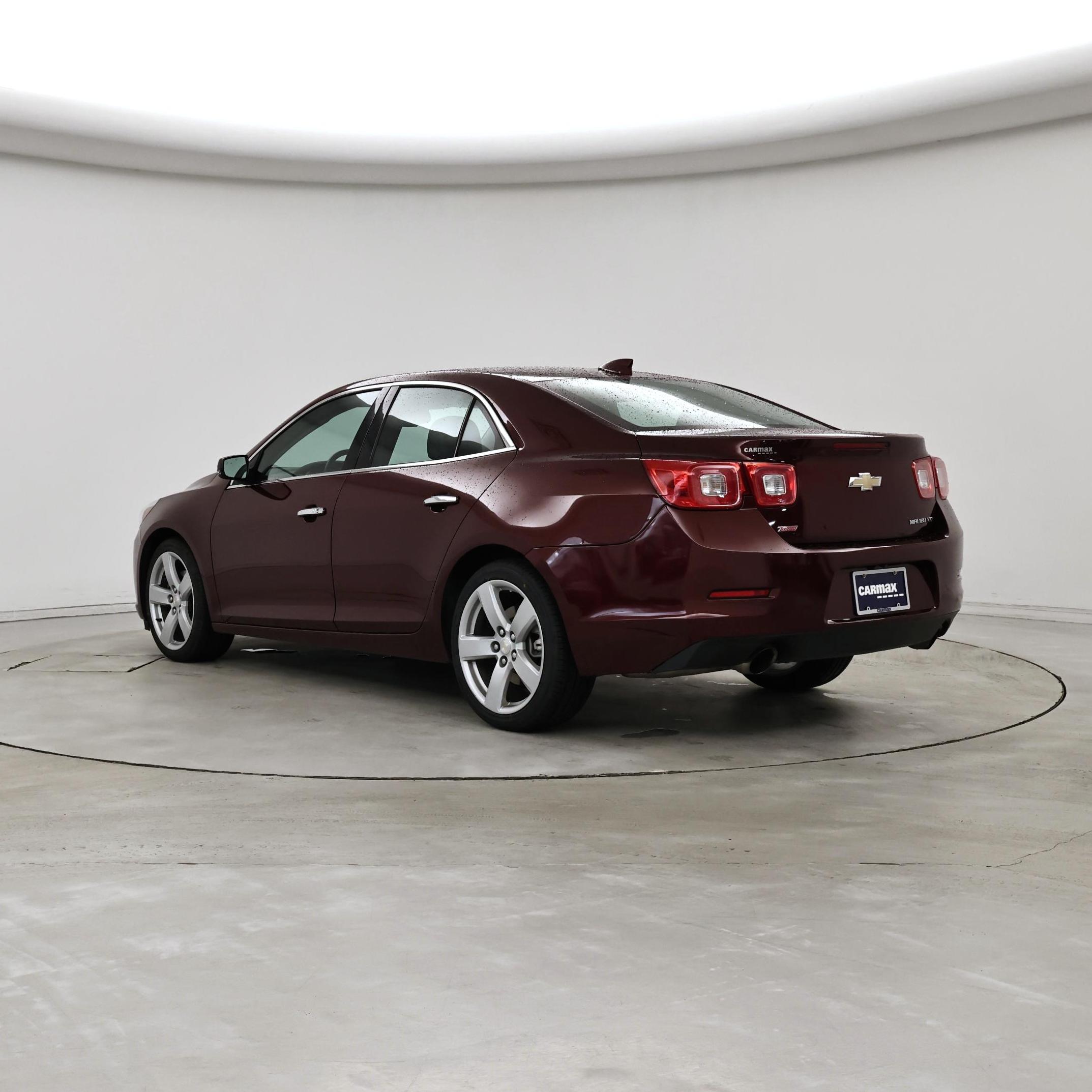 Thumbnail: 2015 Chevrolet Malibu - 2