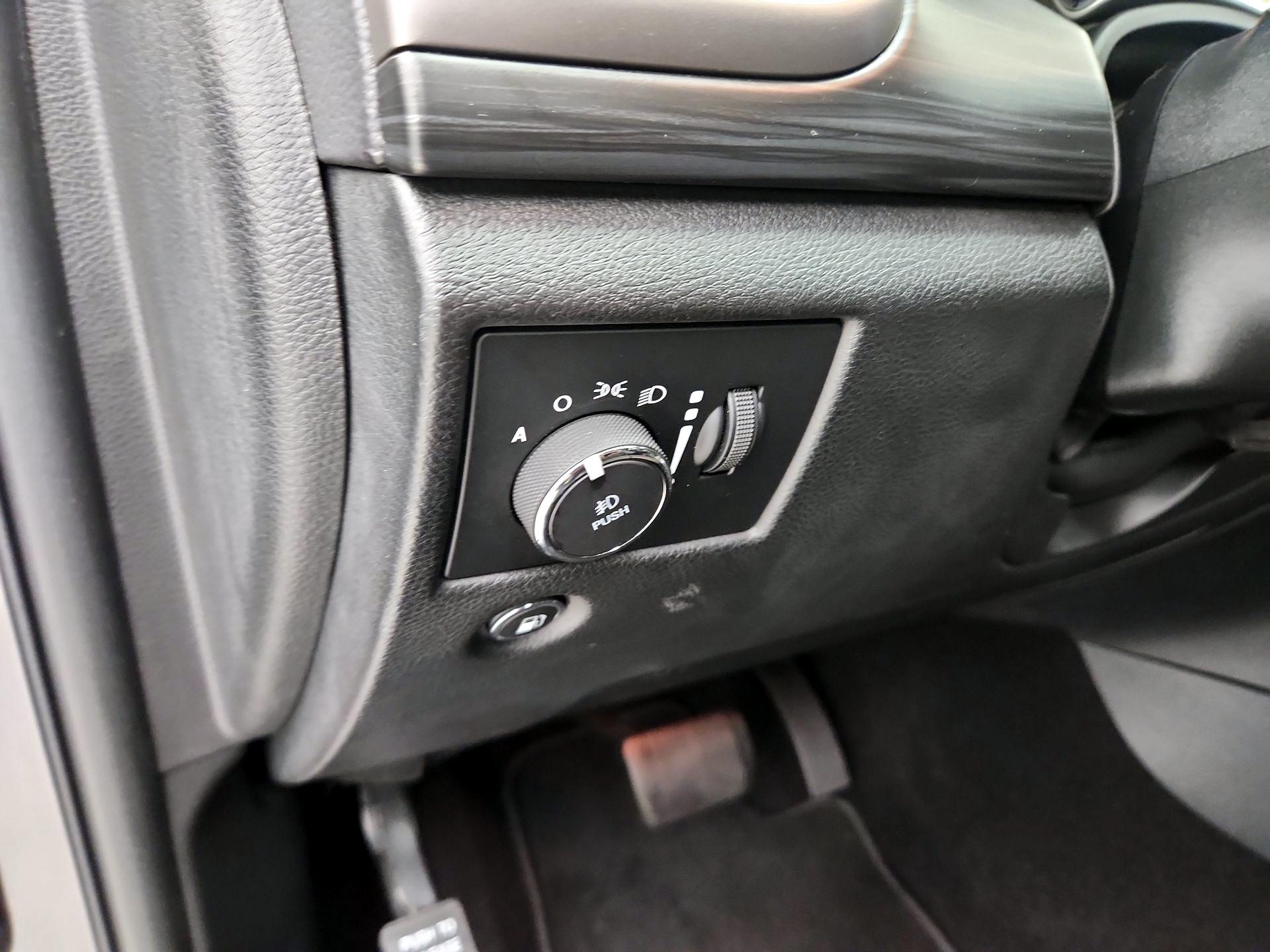 Thumbnail: 2019 Jeep Grand Cherokee - 13