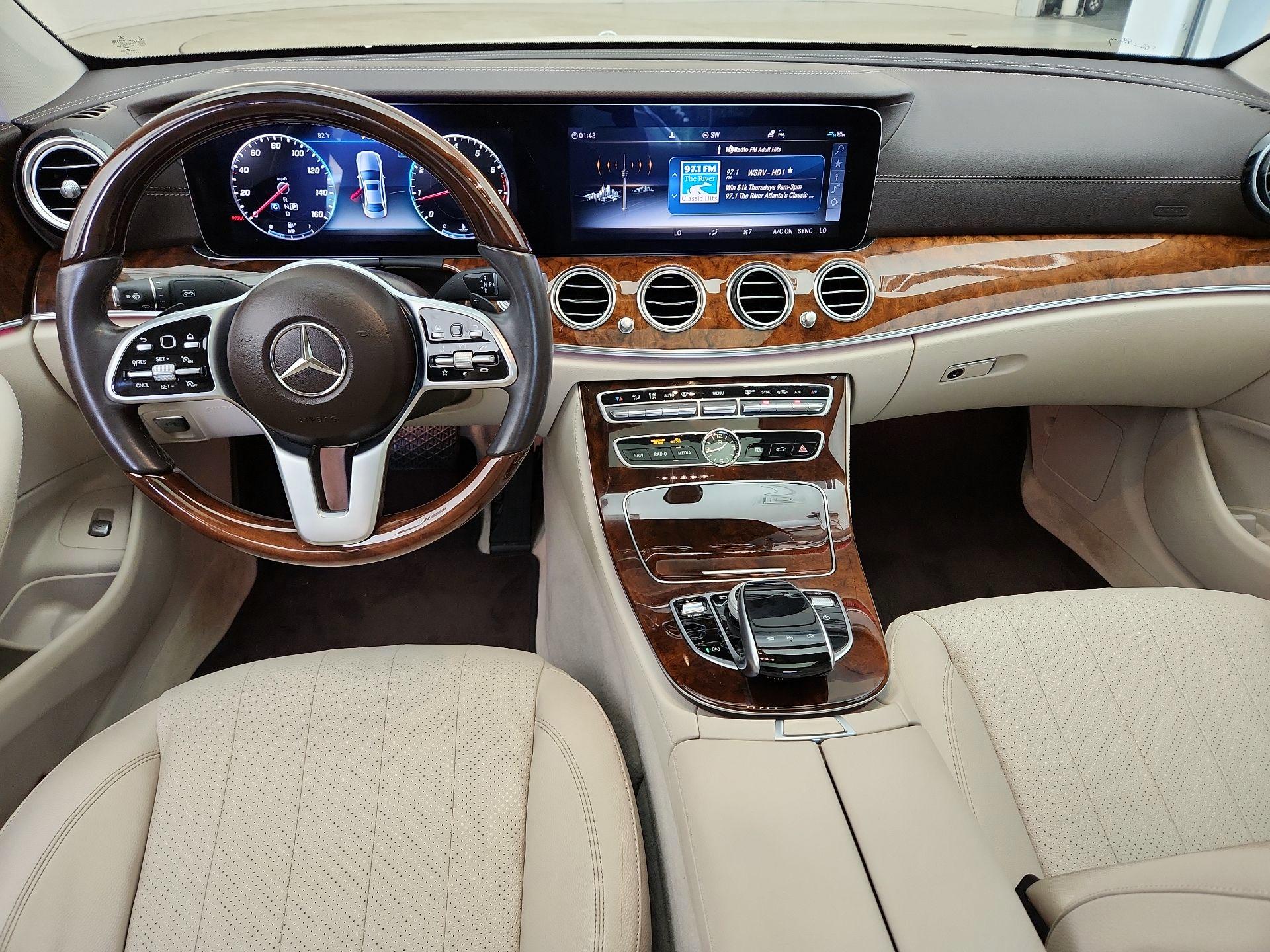 Thumbnail: 2020 Mercedes-Benz E-Class - 9