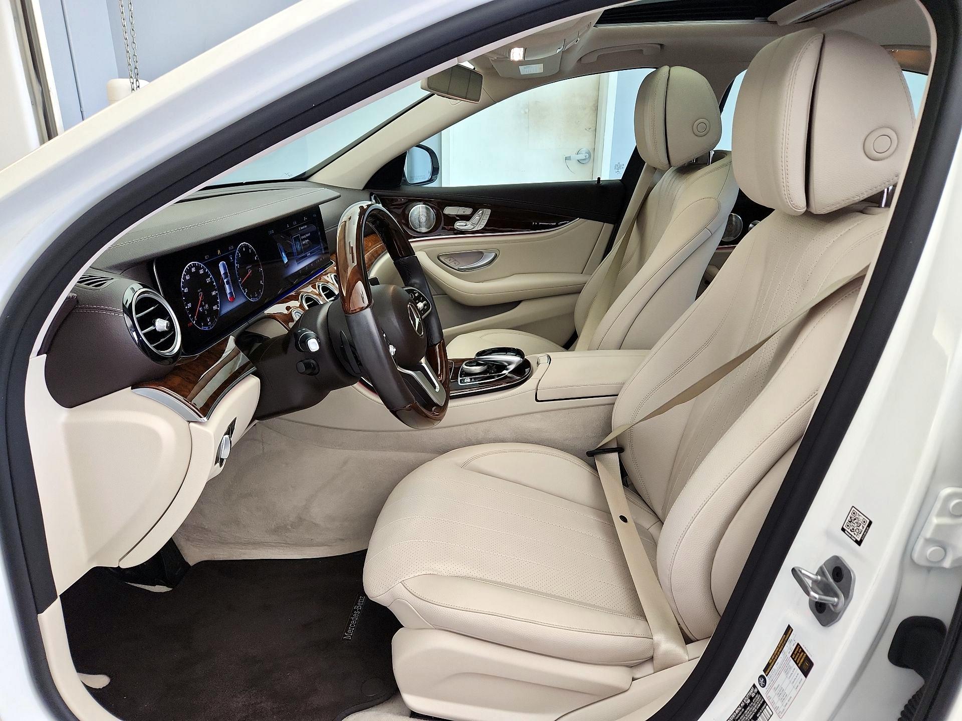 Thumbnail: 2020 Mercedes-Benz E-Class - 11