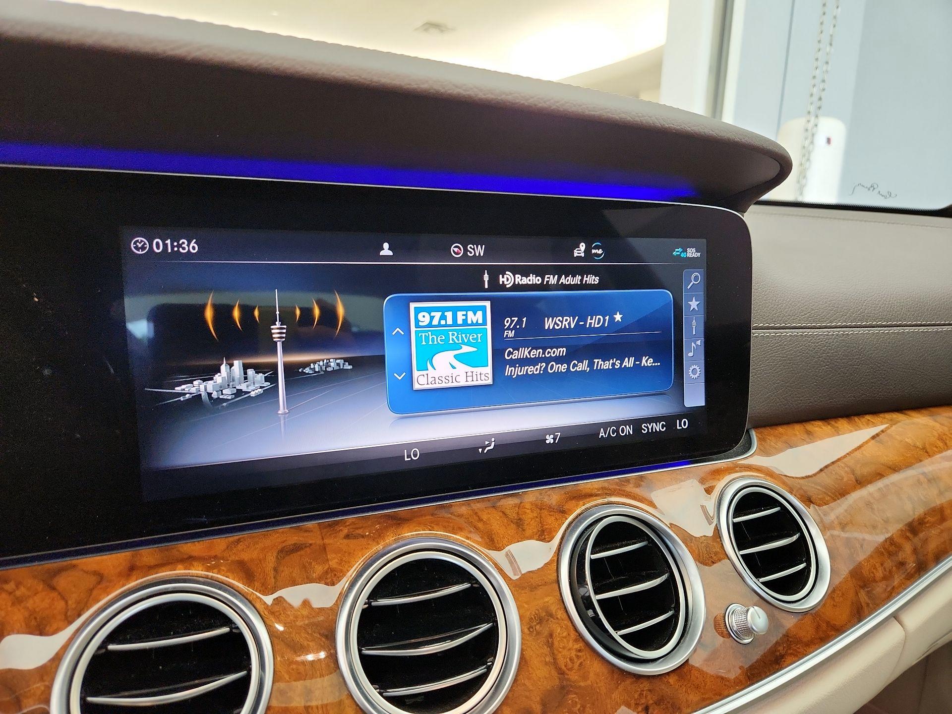 Thumbnail: 2020 Mercedes-Benz E-Class - 15