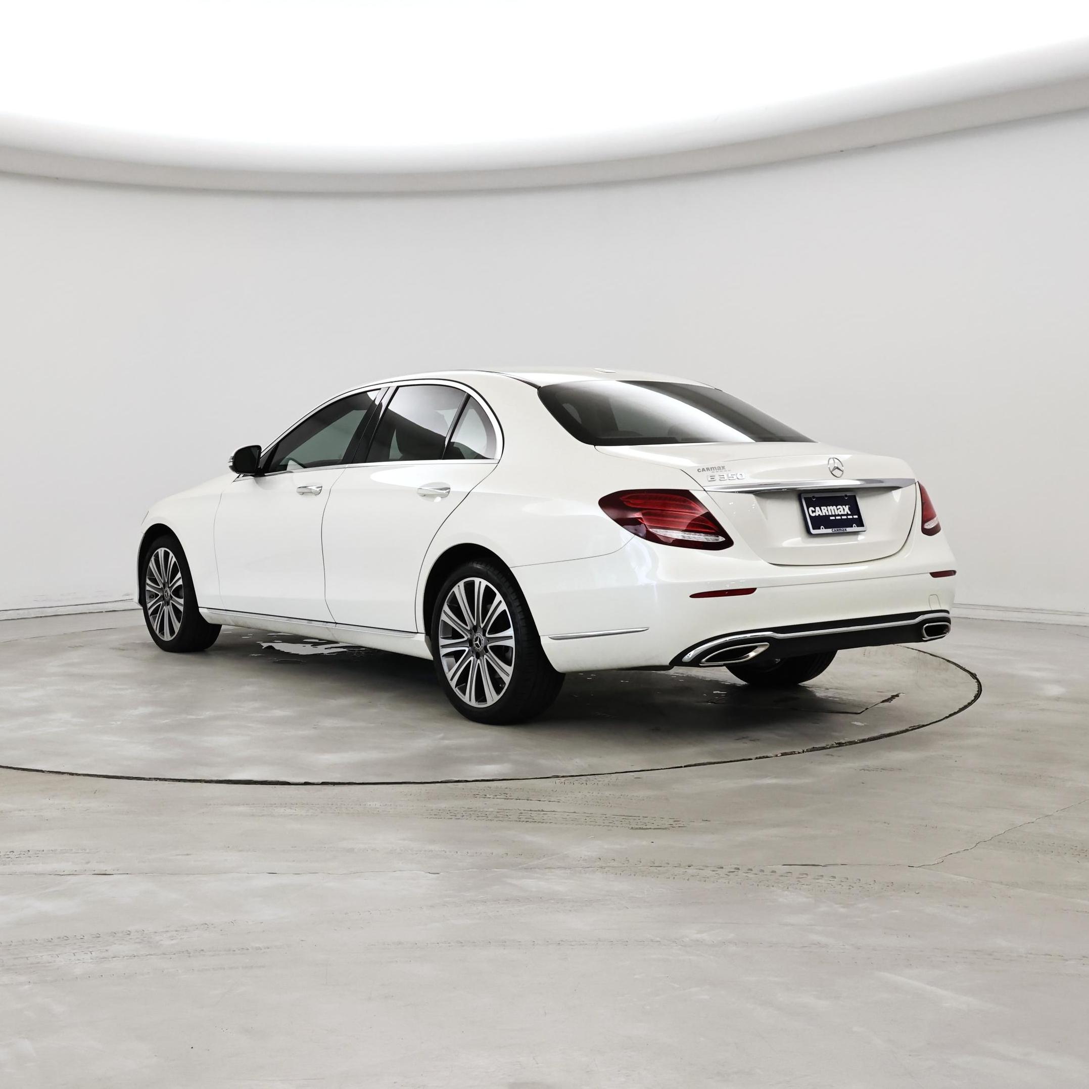 Thumbnail: 2020 Mercedes-Benz E-Class - 2