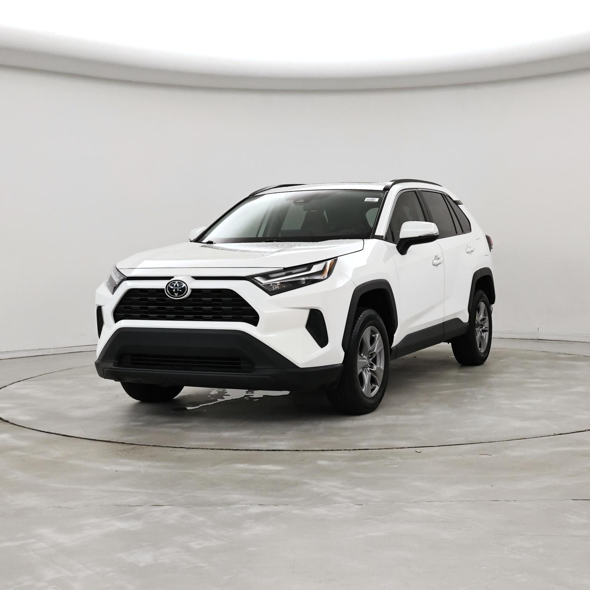 Thumbnail: 2022 Toyota RAV4 - 4