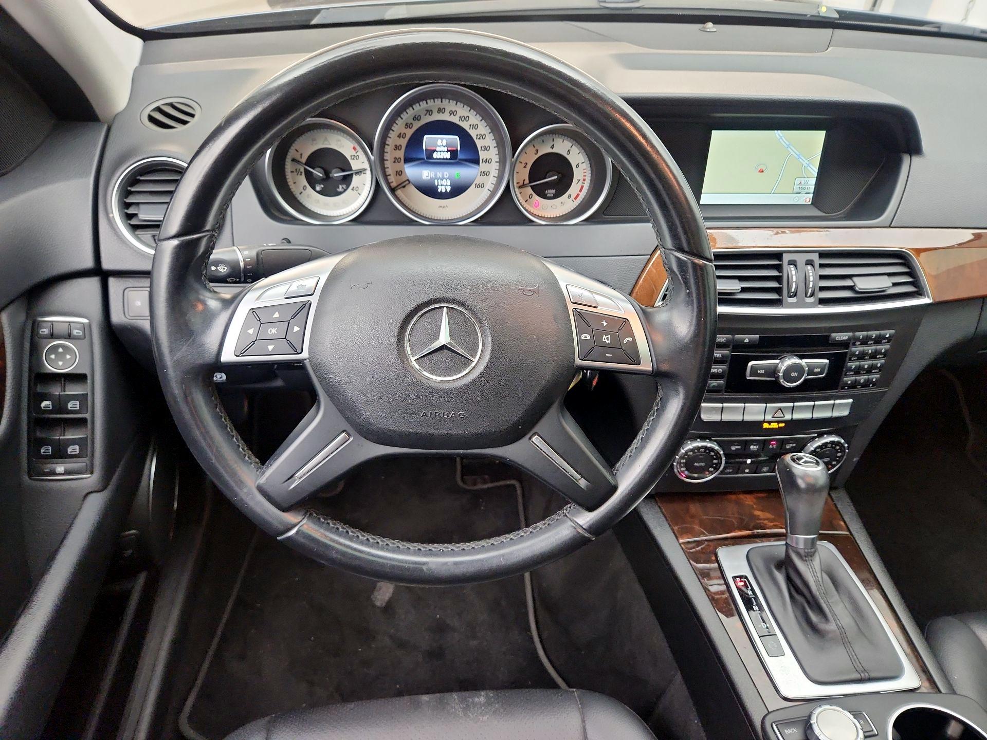 Thumbnail: 2014 Mercedes-Benz C-Class - 10