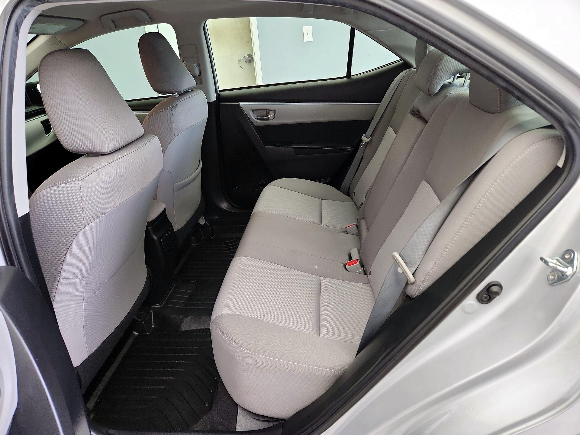 Thumbnail: 2015 Toyota Corolla - 19