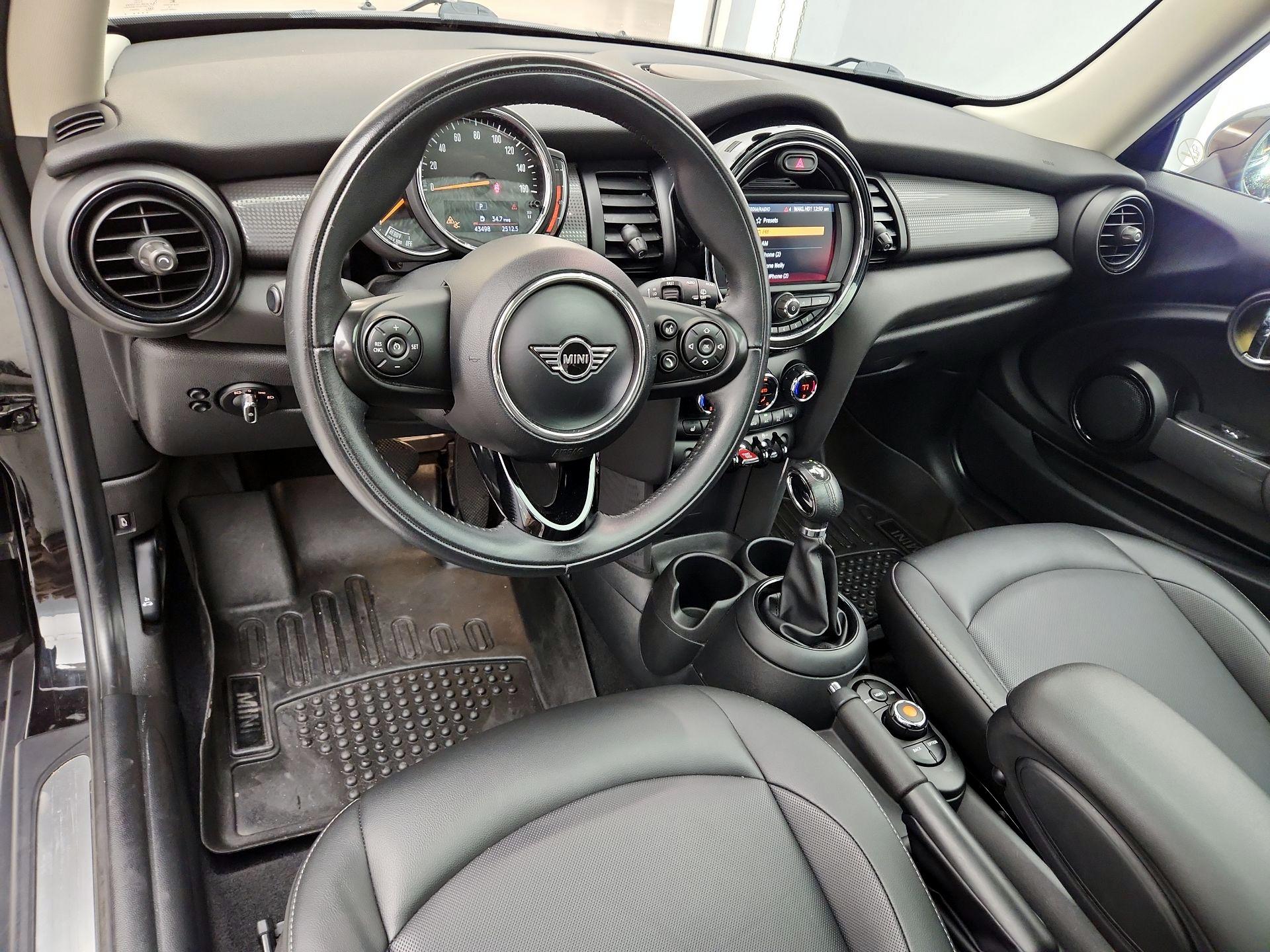 Thumbnail: 2019 MINI Cooper Hardtop - 9