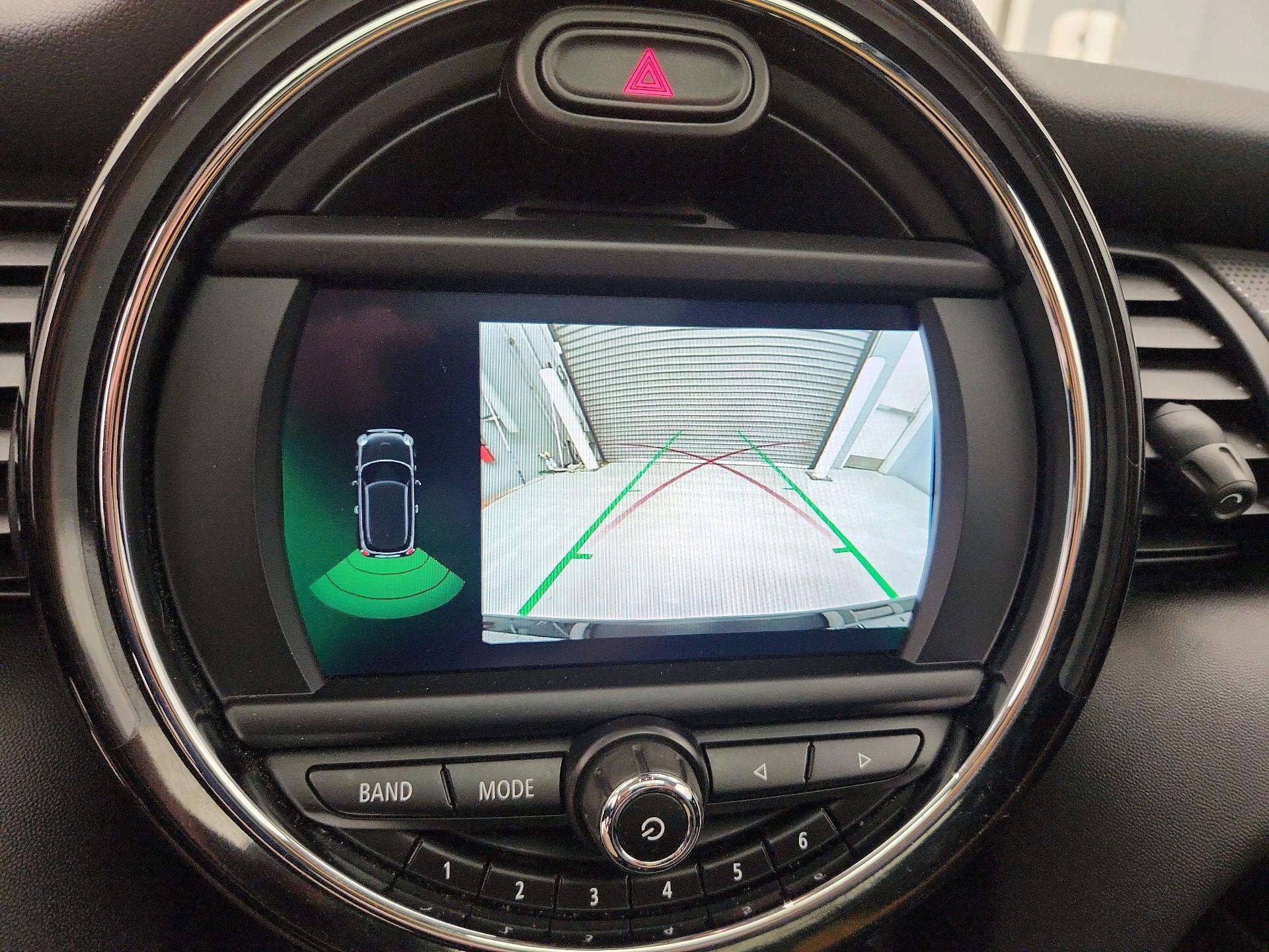 Thumbnail: 2019 MINI Cooper Hardtop - 14