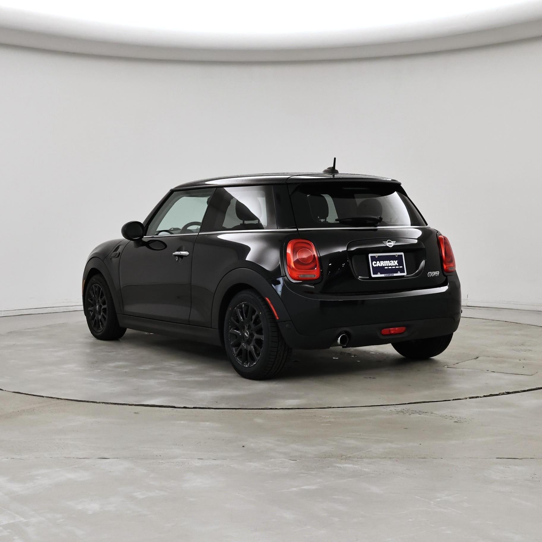 Thumbnail: 2019 MINI Cooper Hardtop - 2