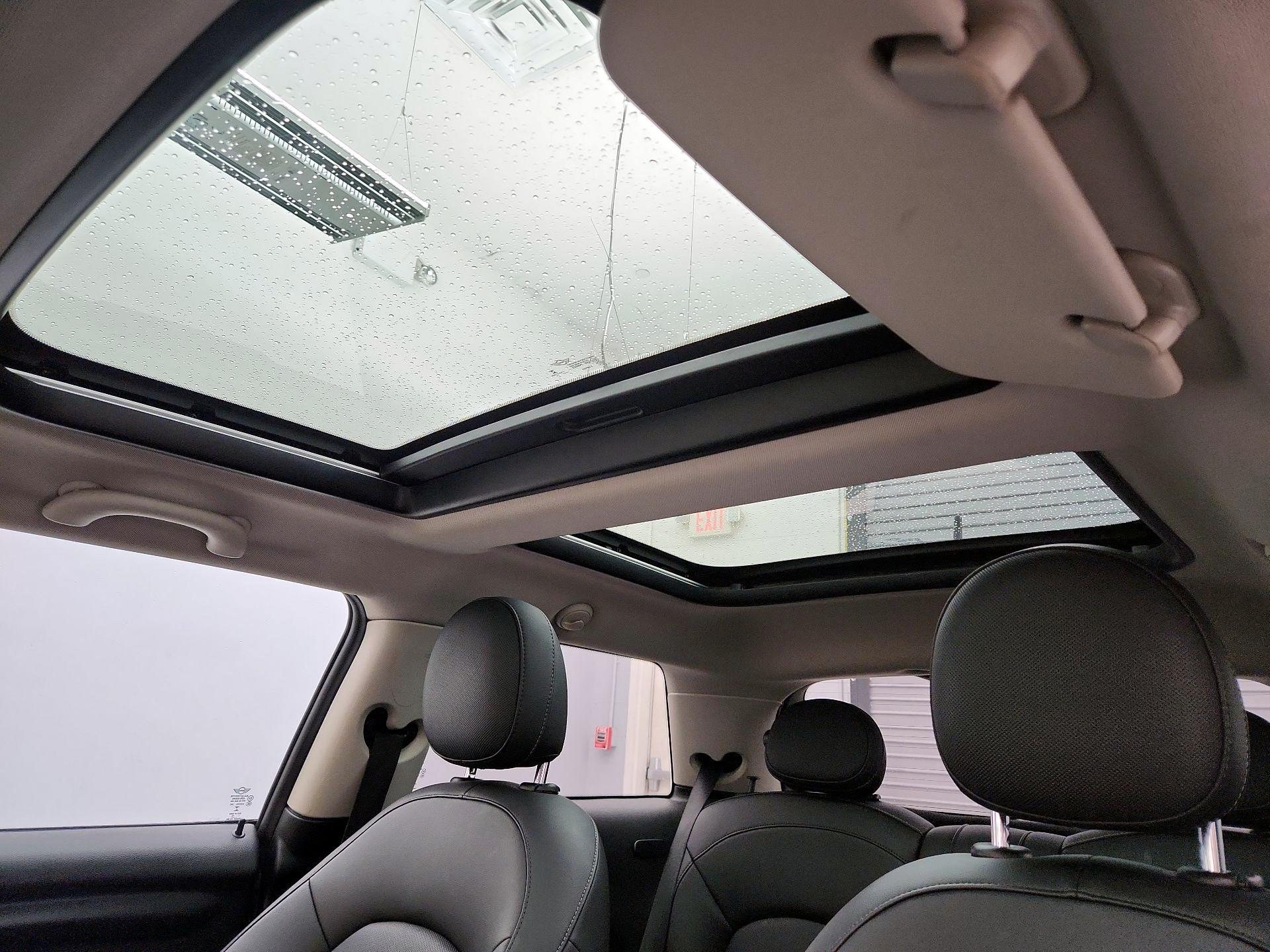 Thumbnail: 2019 MINI Cooper Hardtop - 19