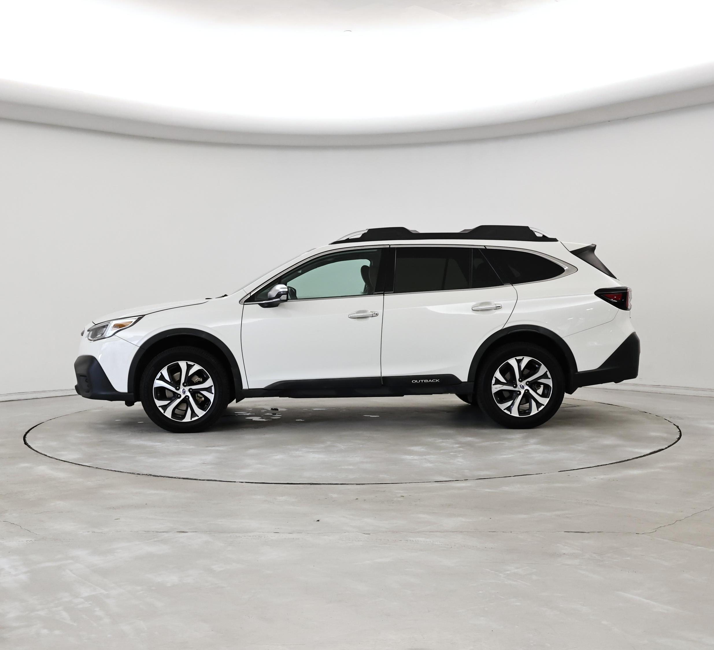 Thumbnail: 2020 Subaru Outback - 3
