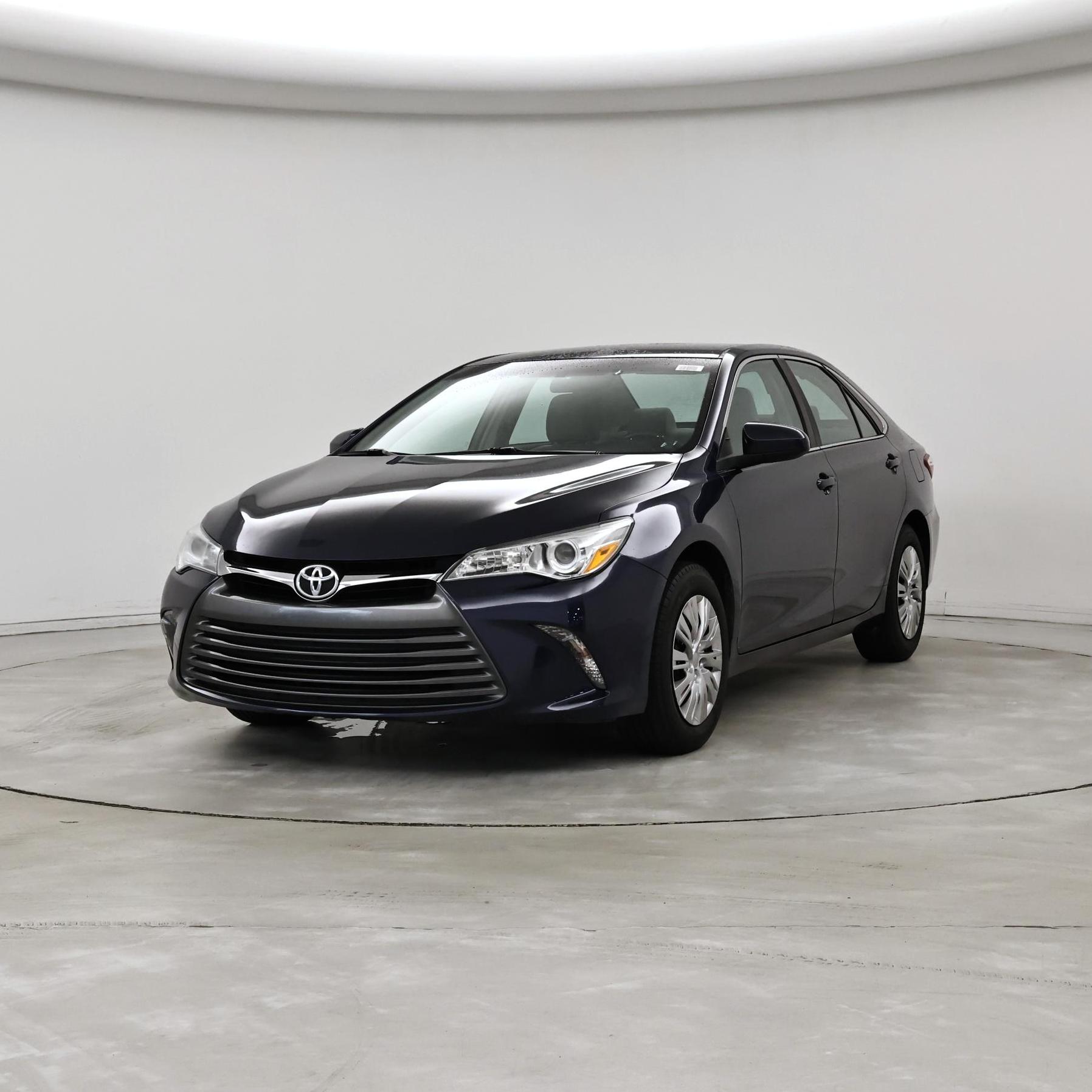 Thumbnail: 2016 Toyota Camry - 4