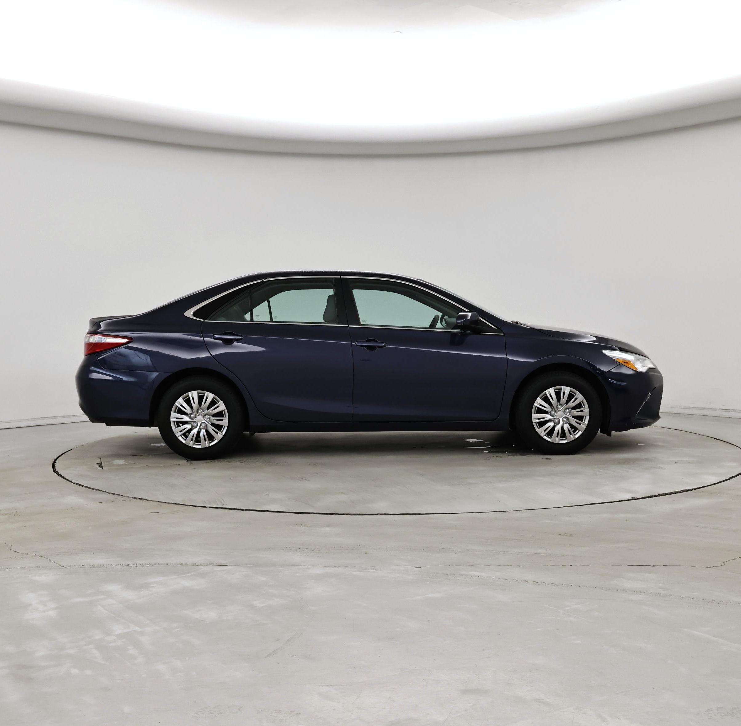 Thumbnail: 2016 Toyota Camry - 7