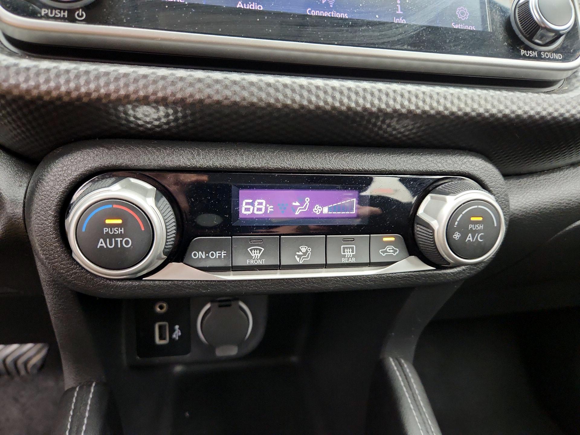 Thumbnail: 2018 Nissan Kicks - 16