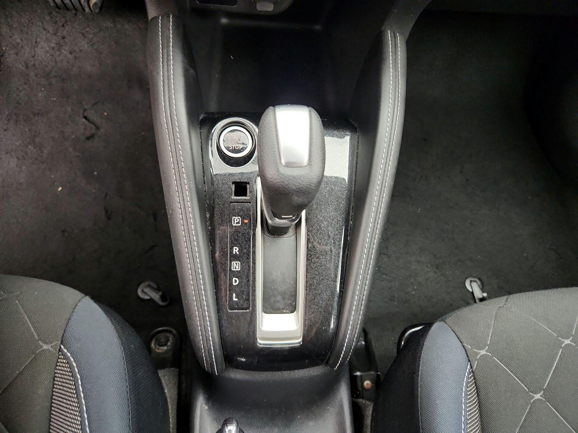 Thumbnail: 2018 Nissan Kicks - 17