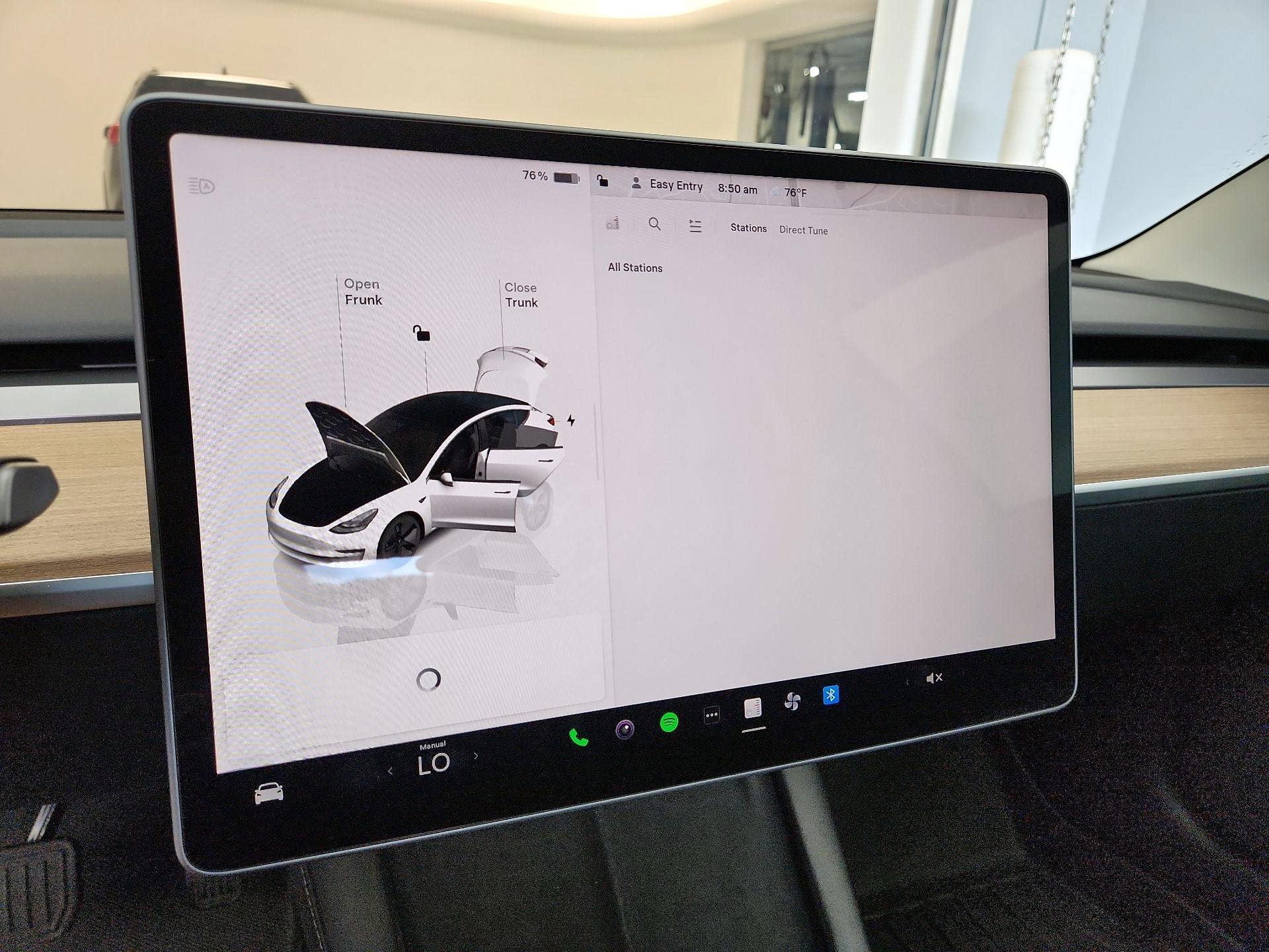 Thumbnail: 2023 Tesla Model 3 - 15
