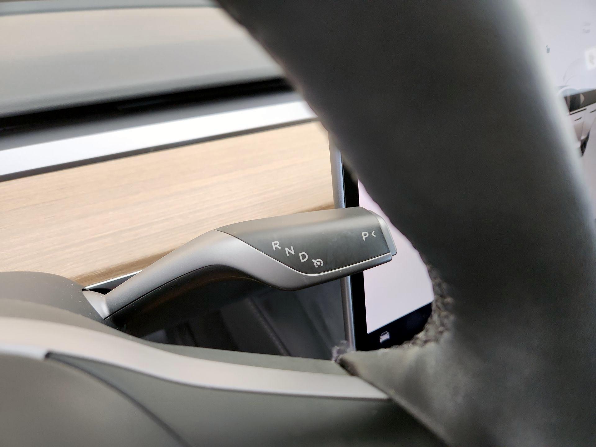 Thumbnail: 2023 Tesla Model 3 - 17