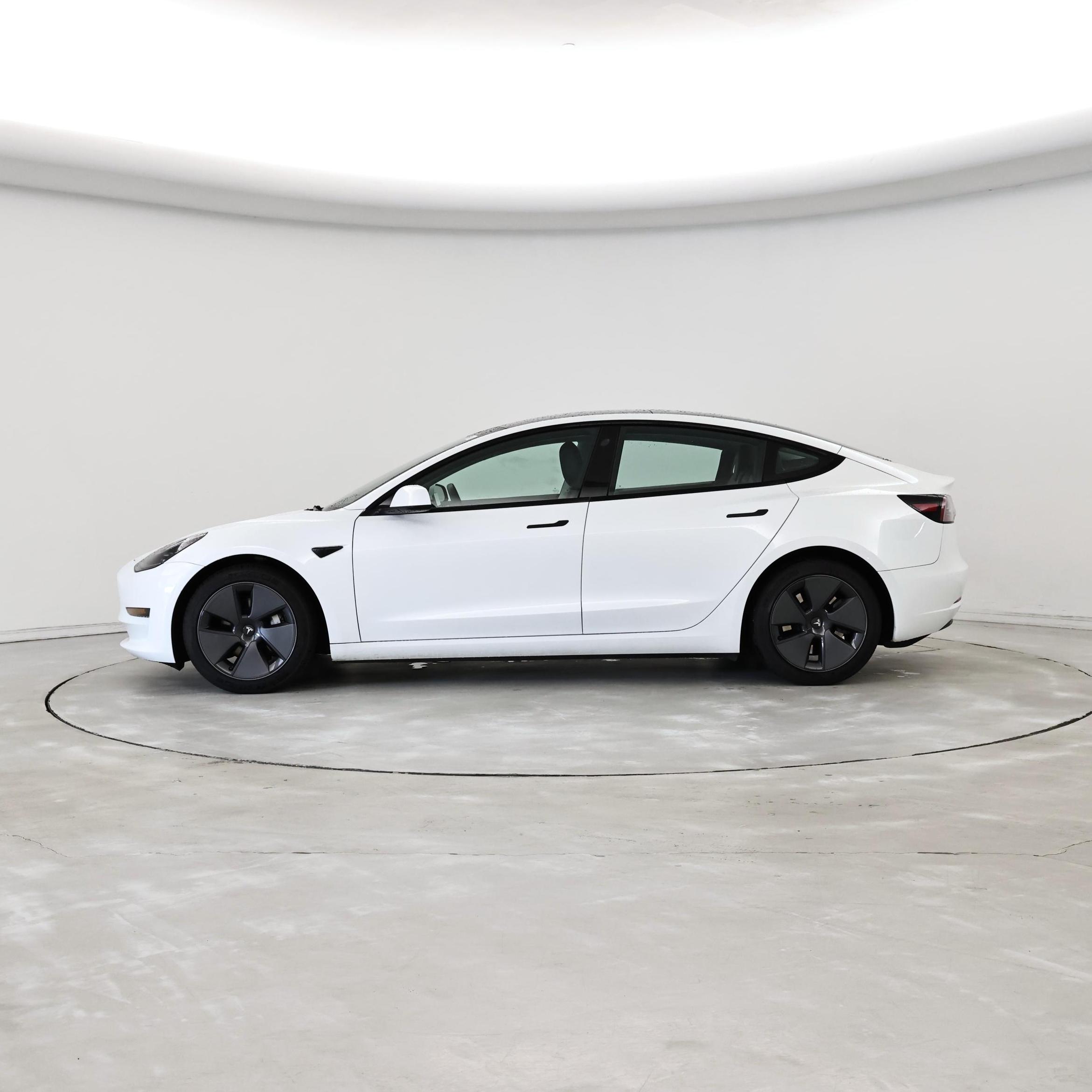 Thumbnail: 2023 Tesla Model 3 - 3