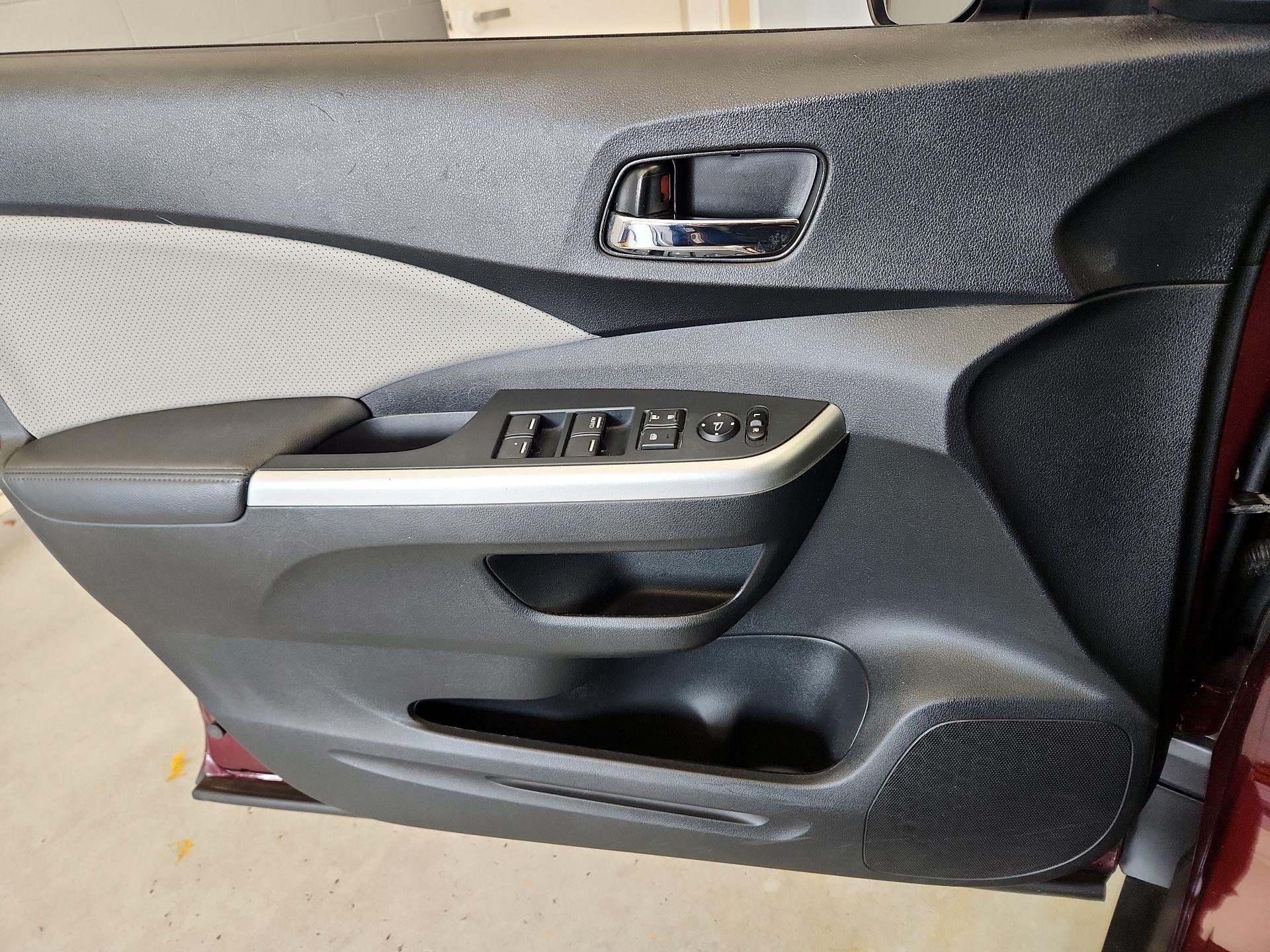 Thumbnail: 2016 Honda CR-V - 12