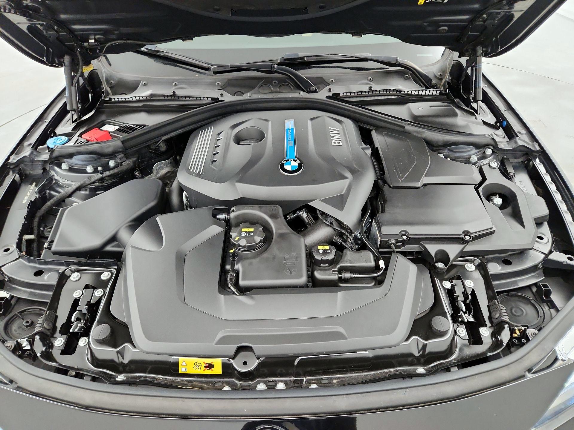Thumbnail: 2017 BMW 3 Series - 20