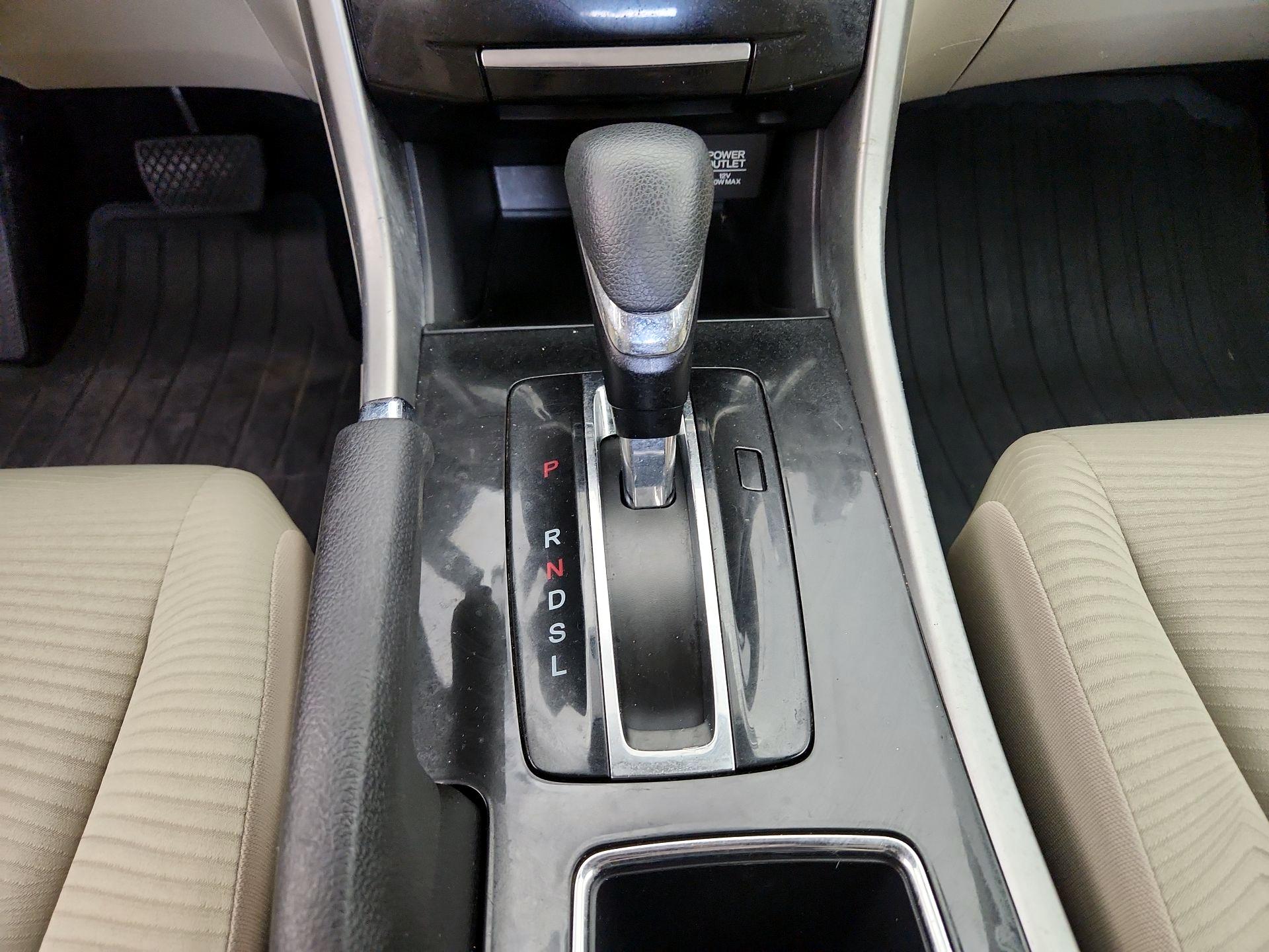 Thumbnail: 2017 Honda Accord - 17