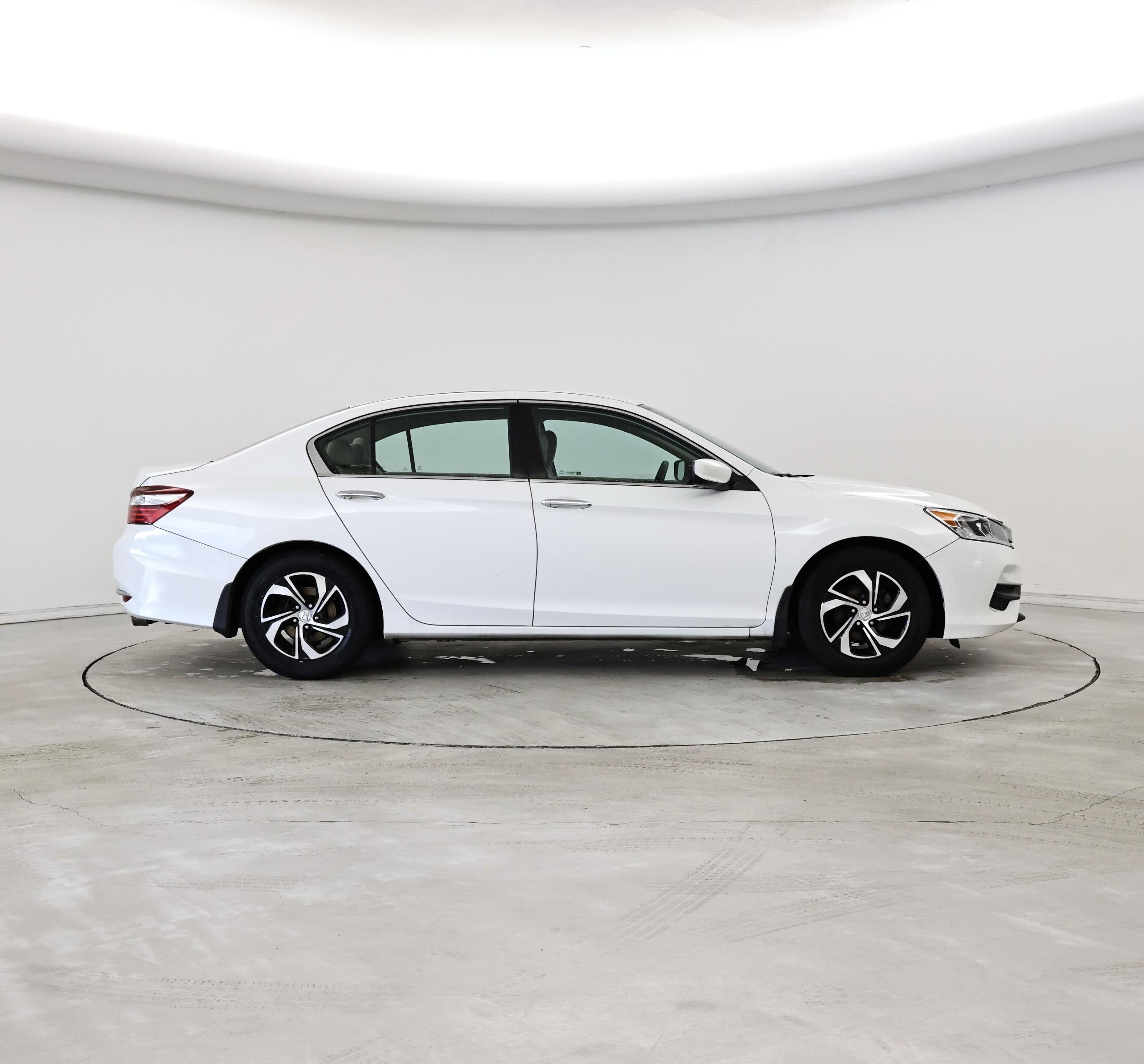 Thumbnail: 2017 Honda Accord - 7