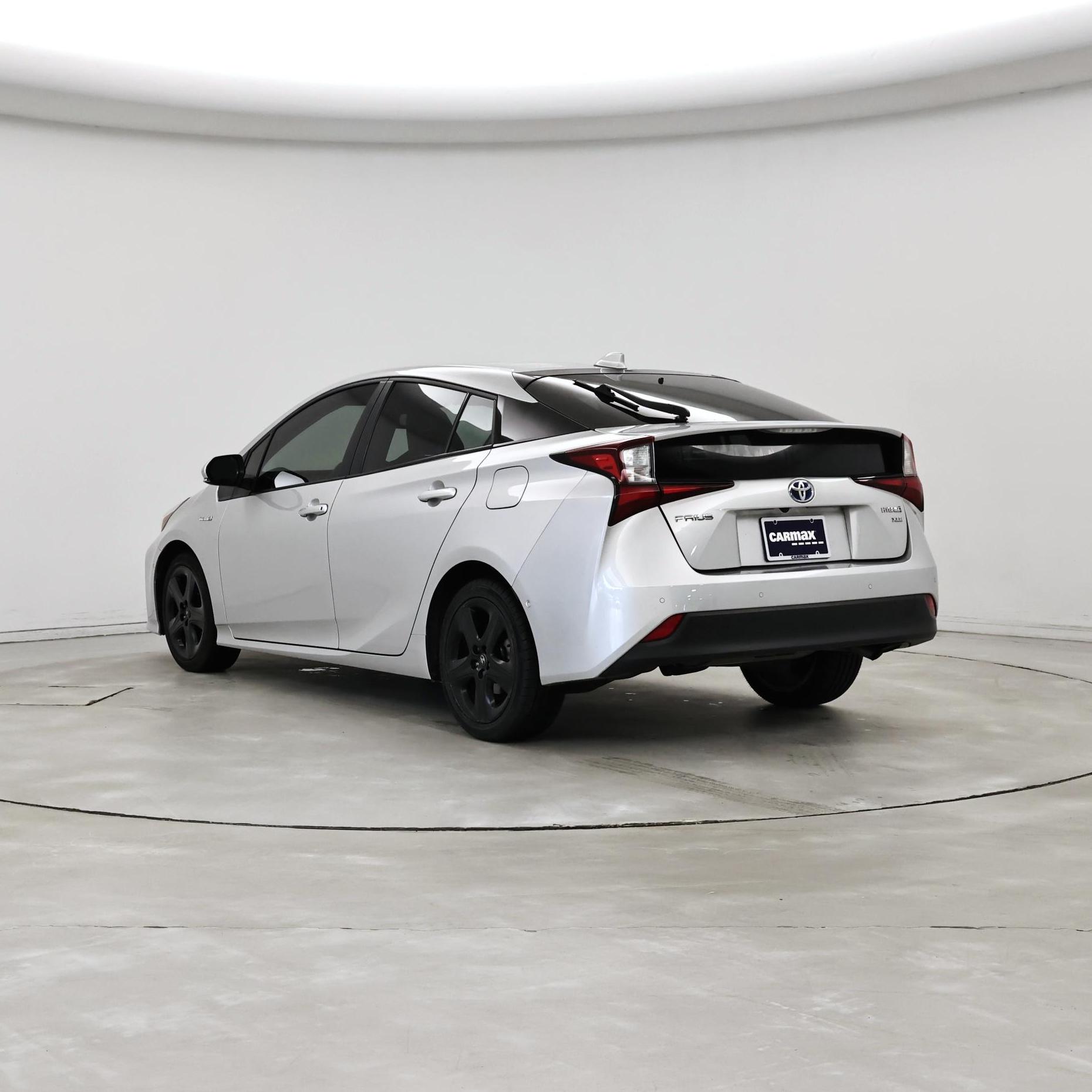 Thumbnail: 2022 Toyota Prius - 2