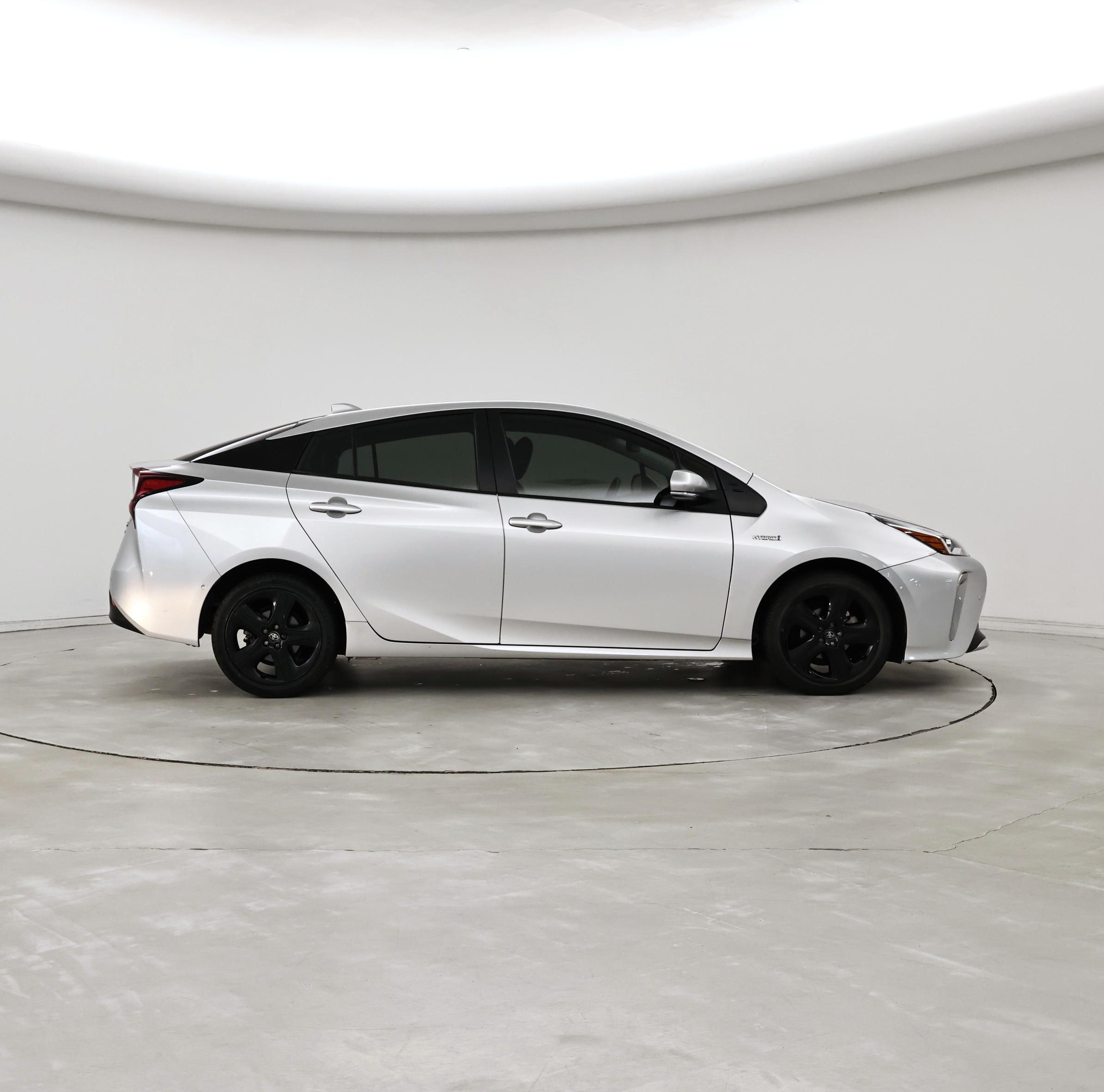 Thumbnail: 2022 Toyota Prius - 7