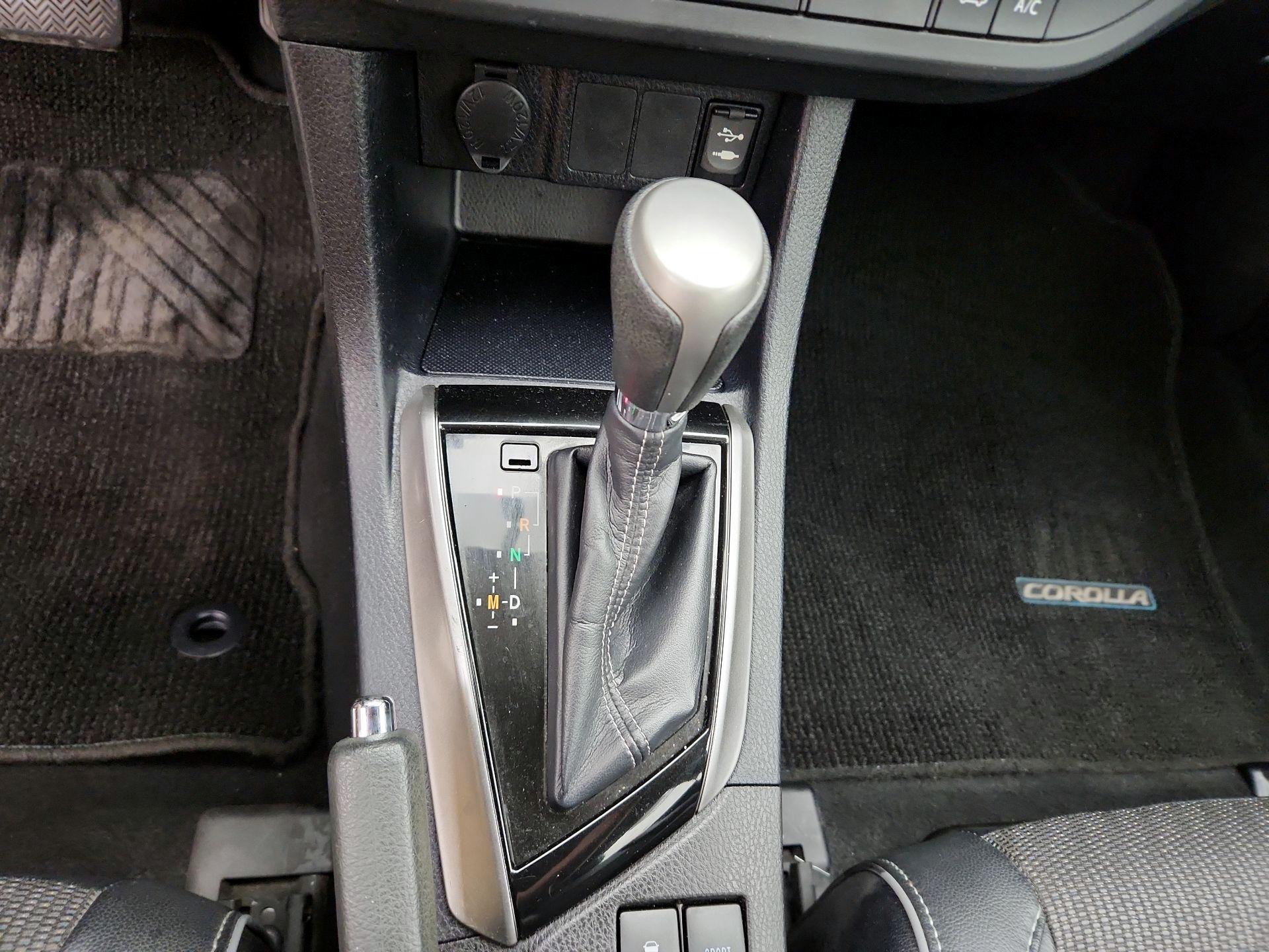 Thumbnail: 2014 Toyota Corolla - 17