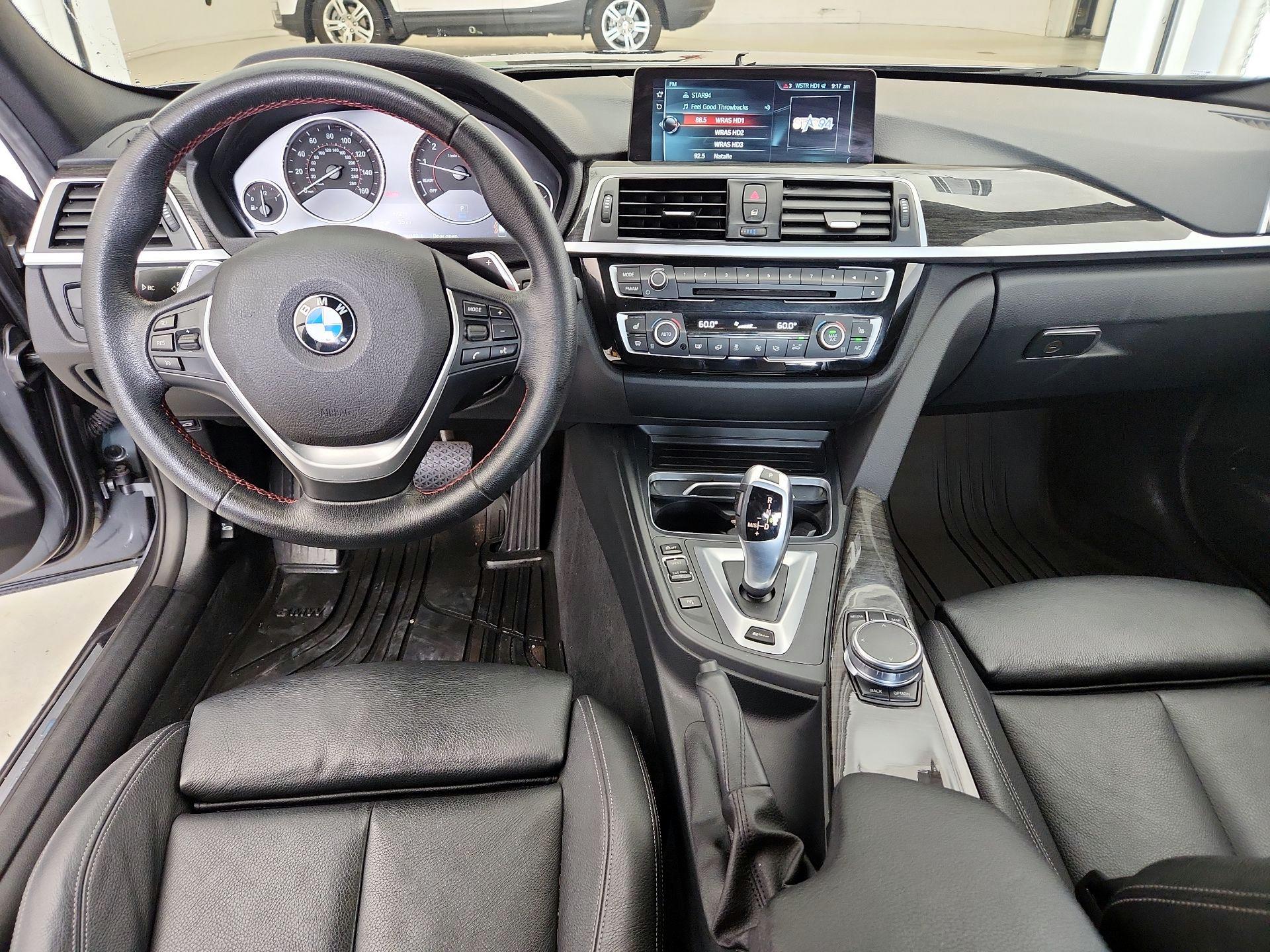 Thumbnail: 2017 BMW 3 Series - 9