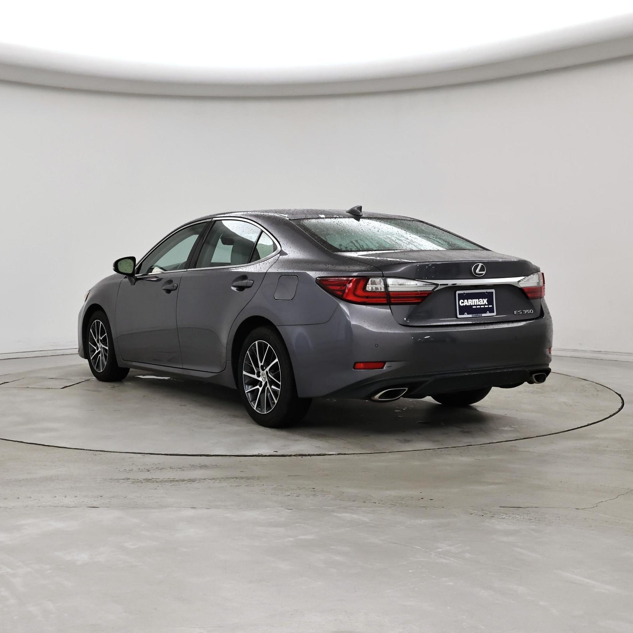 Thumbnail: 2016 Lexus ES - 2