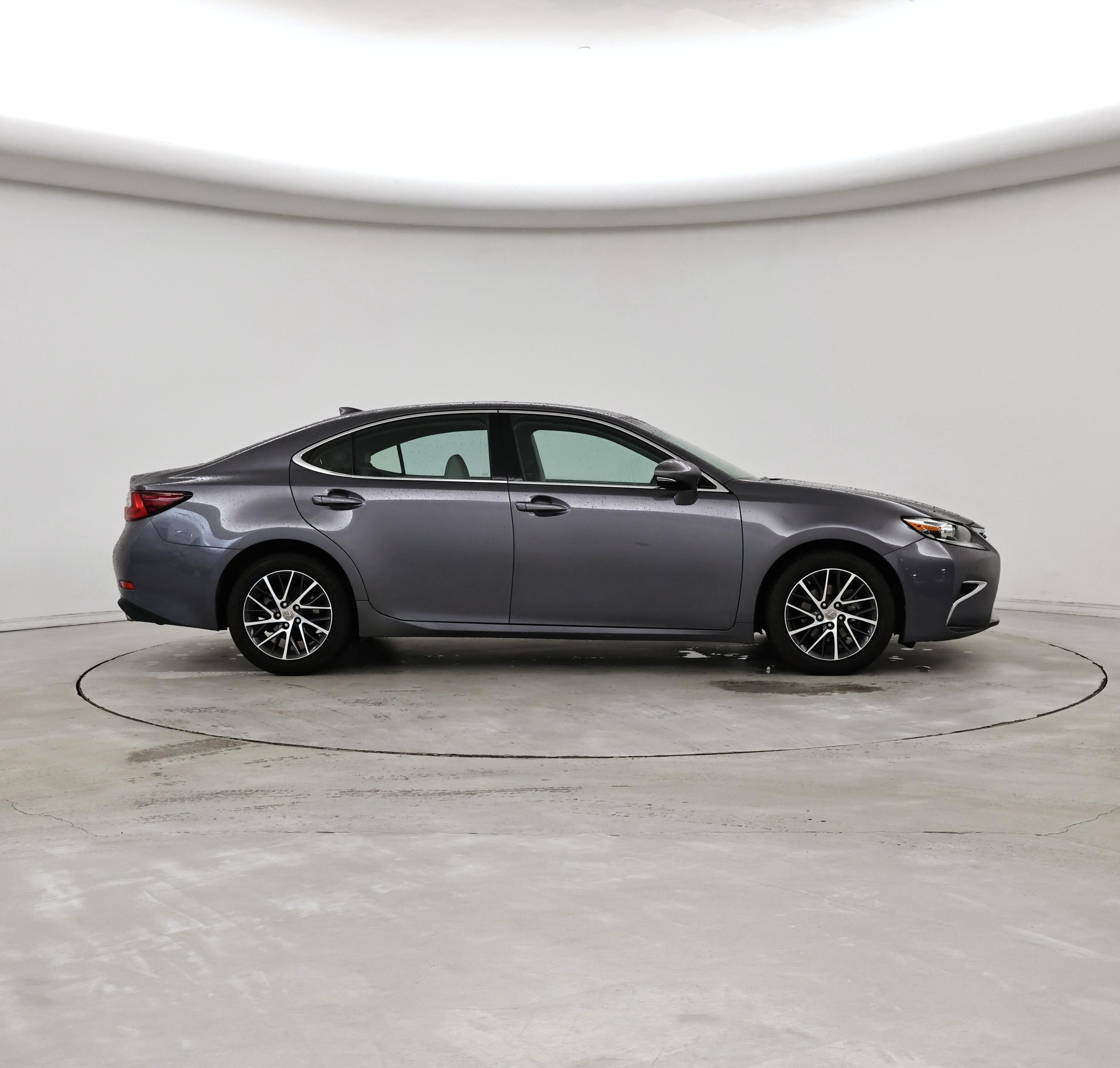 Thumbnail: 2016 Lexus ES - 7