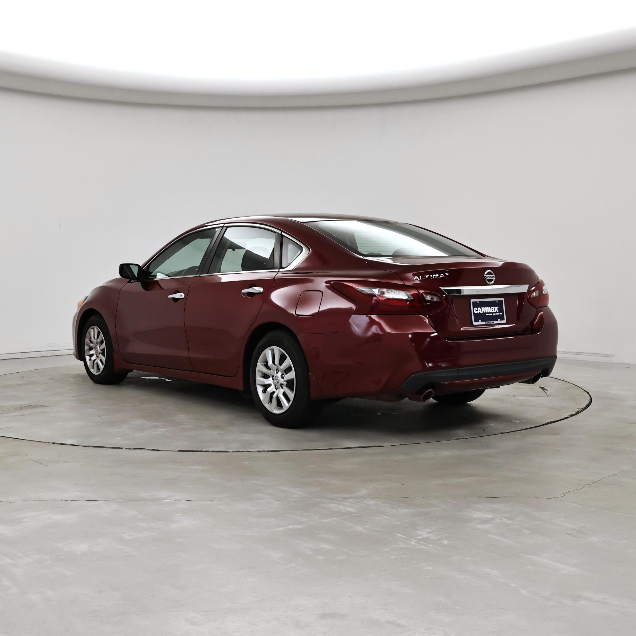 Thumbnail: 2018 Nissan Altima - 2