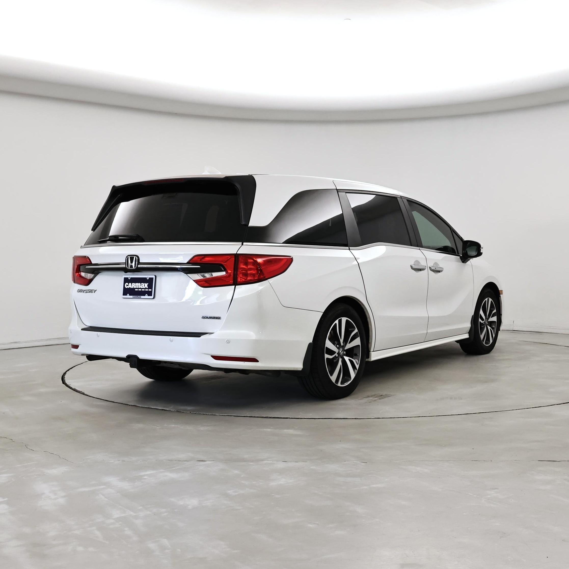 Thumbnail: 2023 Honda Odyssey - 8