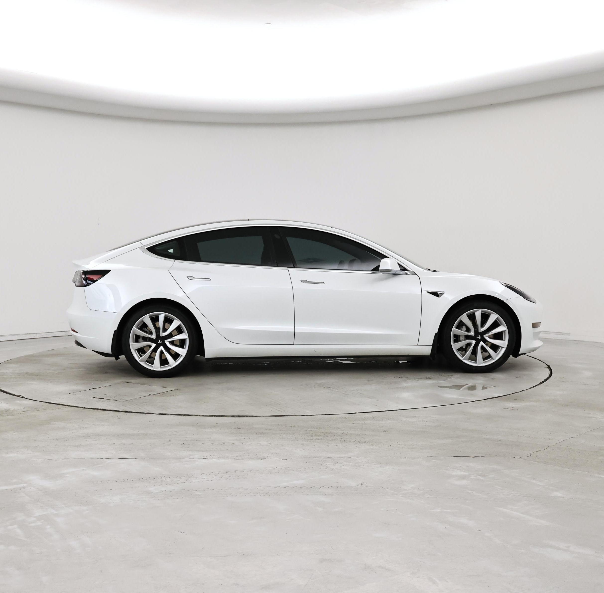 Thumbnail: 2020 Tesla Model 3 - 7