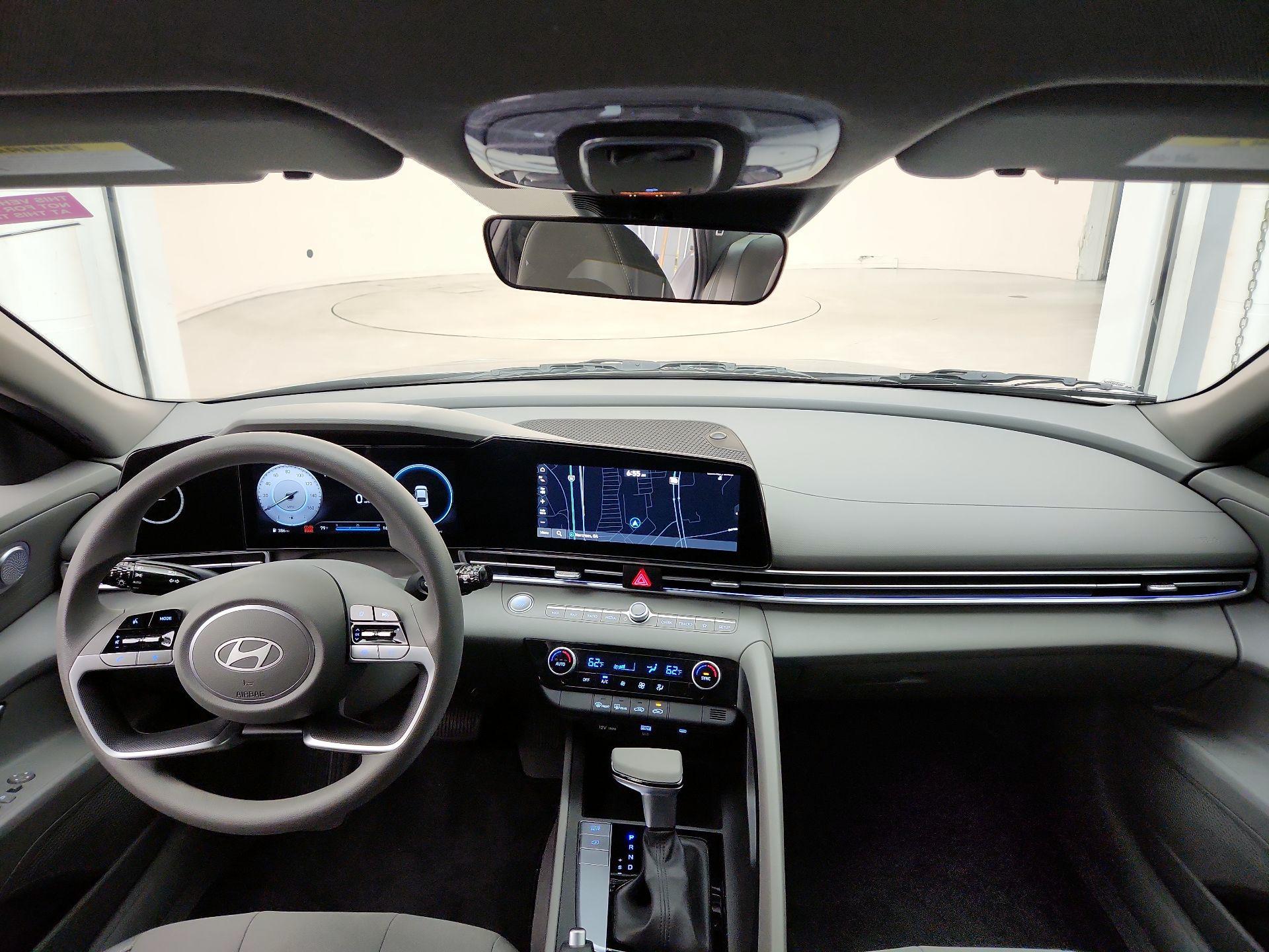 Thumbnail: 2024 Hyundai Elantra - 9