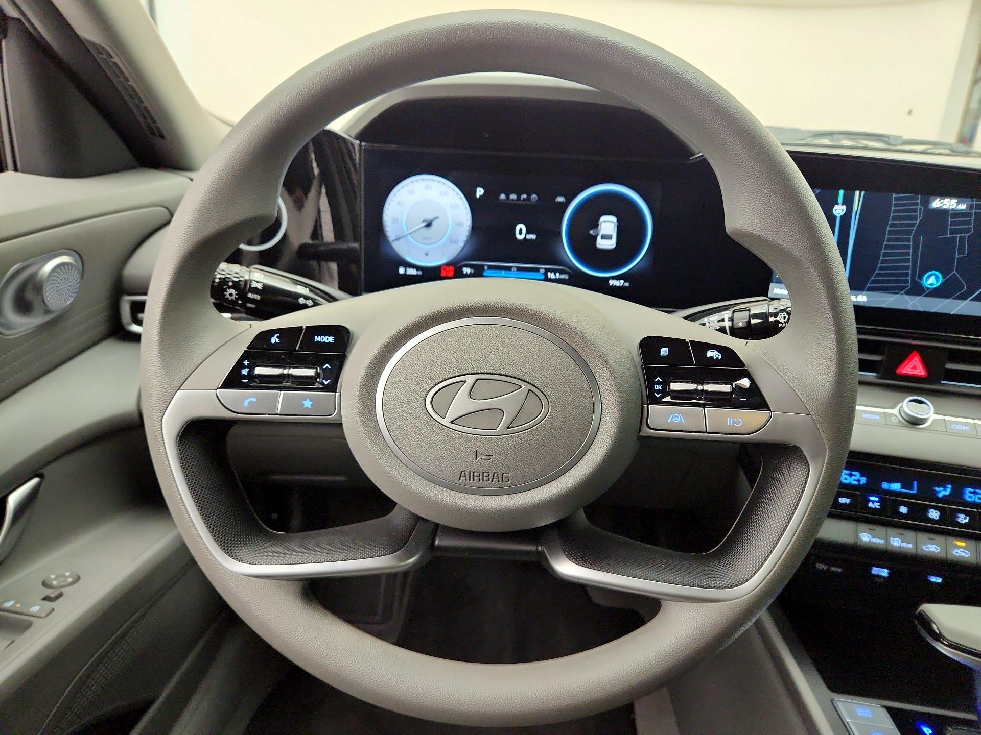 Thumbnail: 2024 Hyundai Elantra - 10