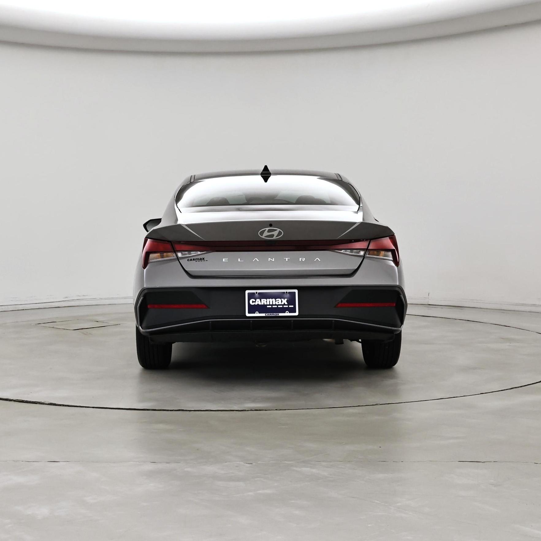 Thumbnail: 2024 Hyundai Elantra - 6