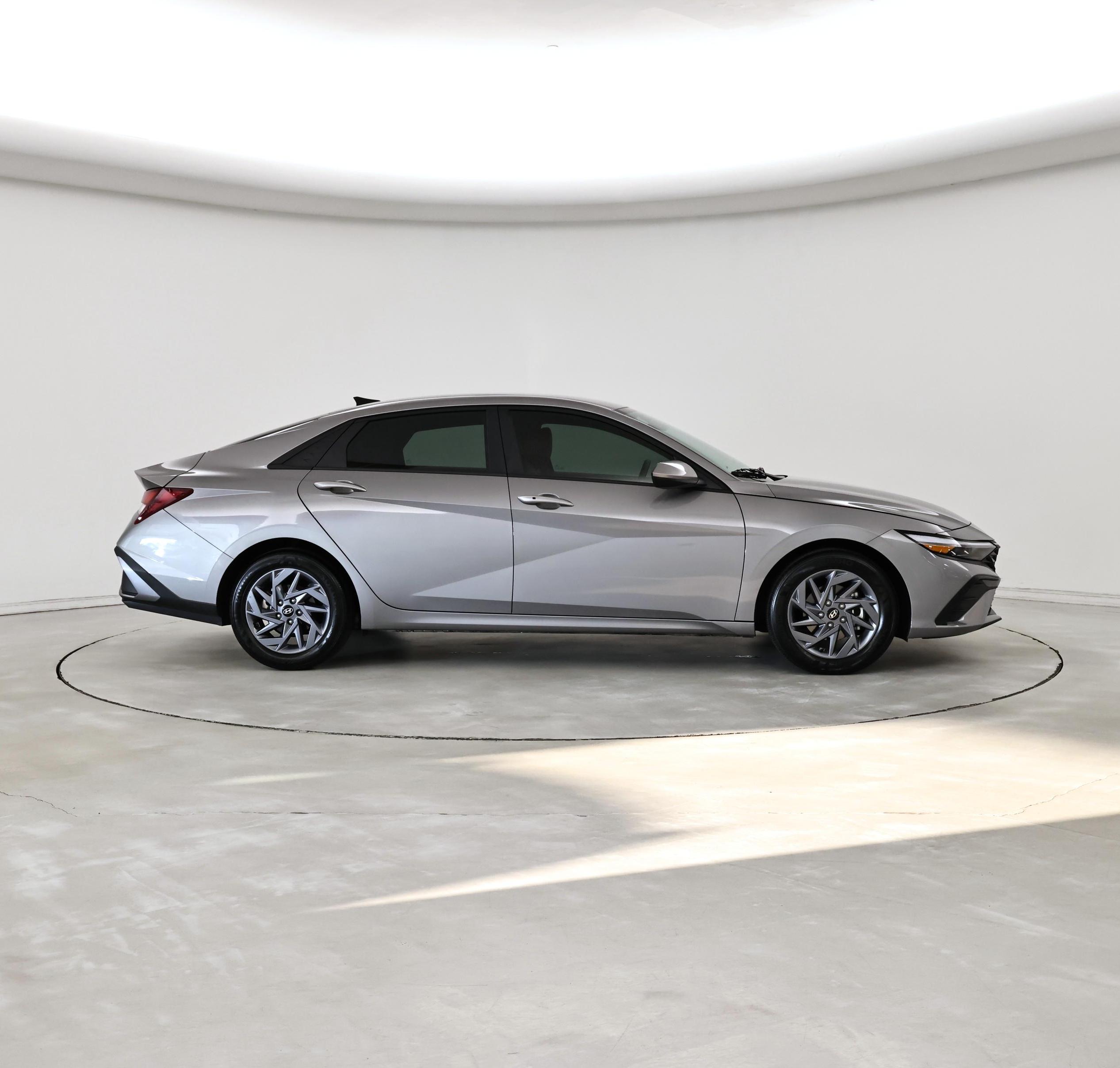 Thumbnail: 2024 Hyundai Elantra - 7