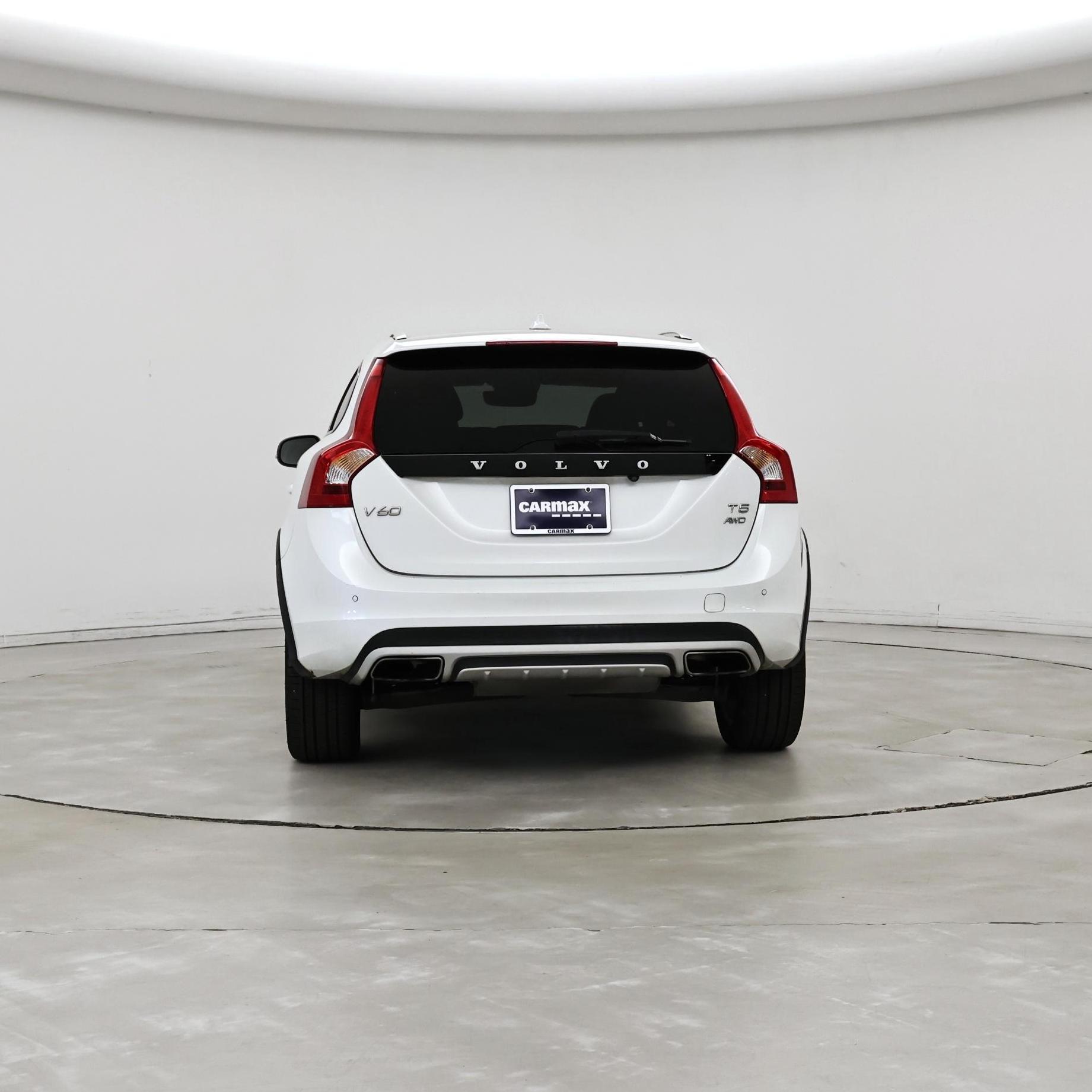 Thumbnail: 2017 Volvo S60 - 6