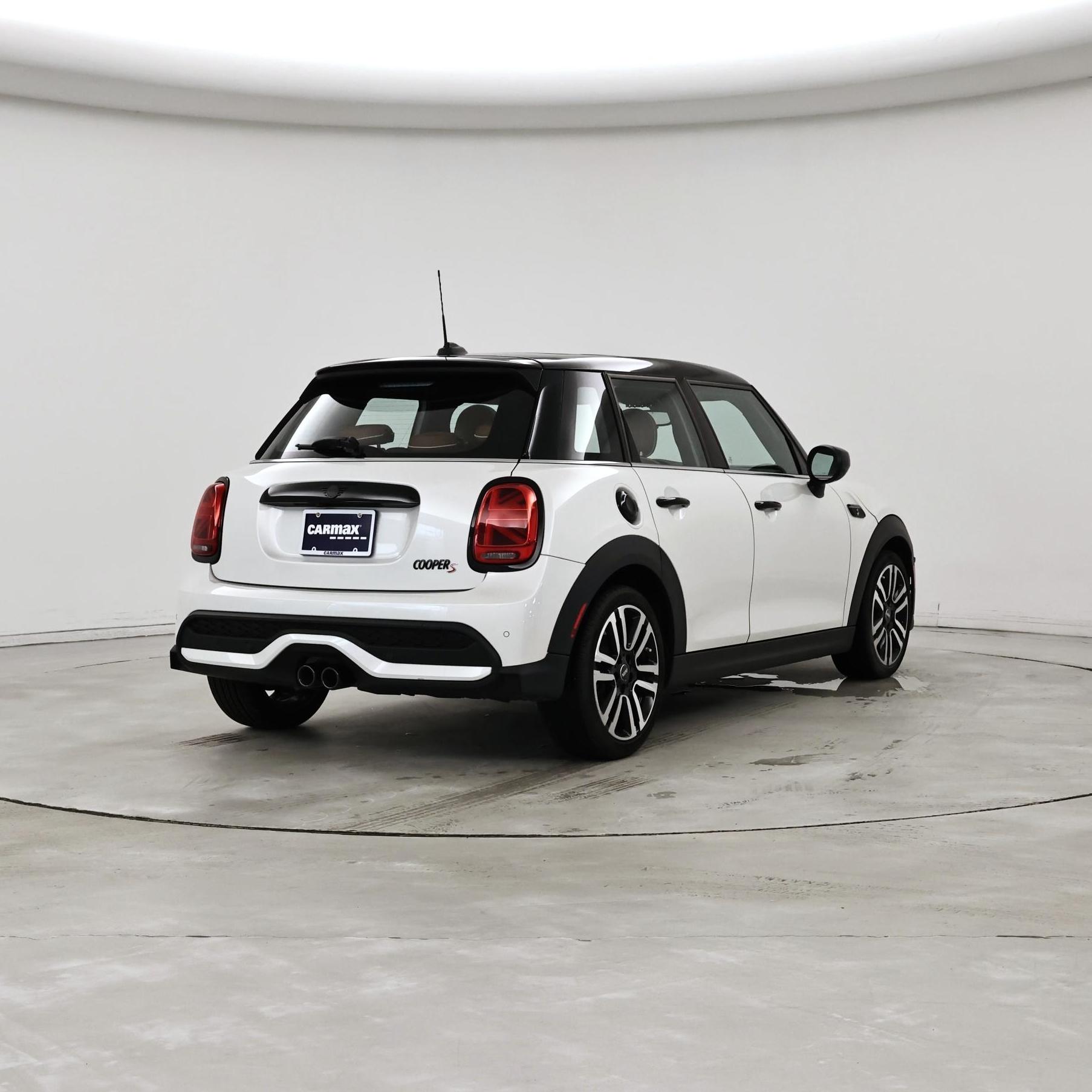 Thumbnail: 2024 MINI Cooper Hardtop - 8