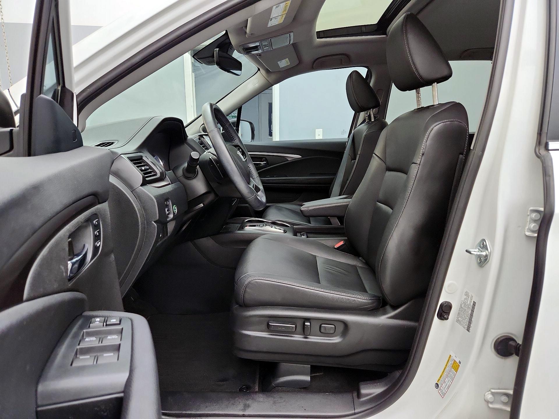 Thumbnail: 2022 Honda Pilot - 9