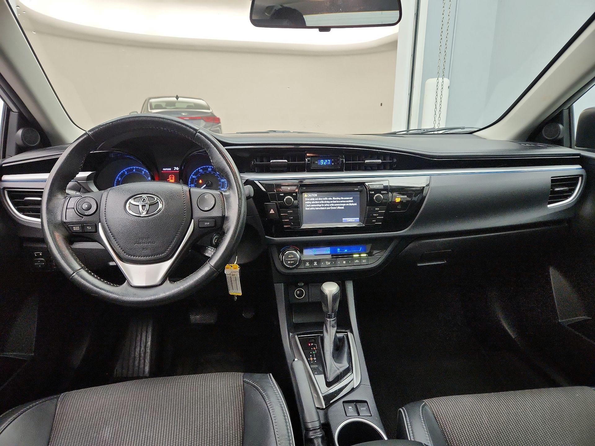 Thumbnail: 2014 Toyota Corolla - 9