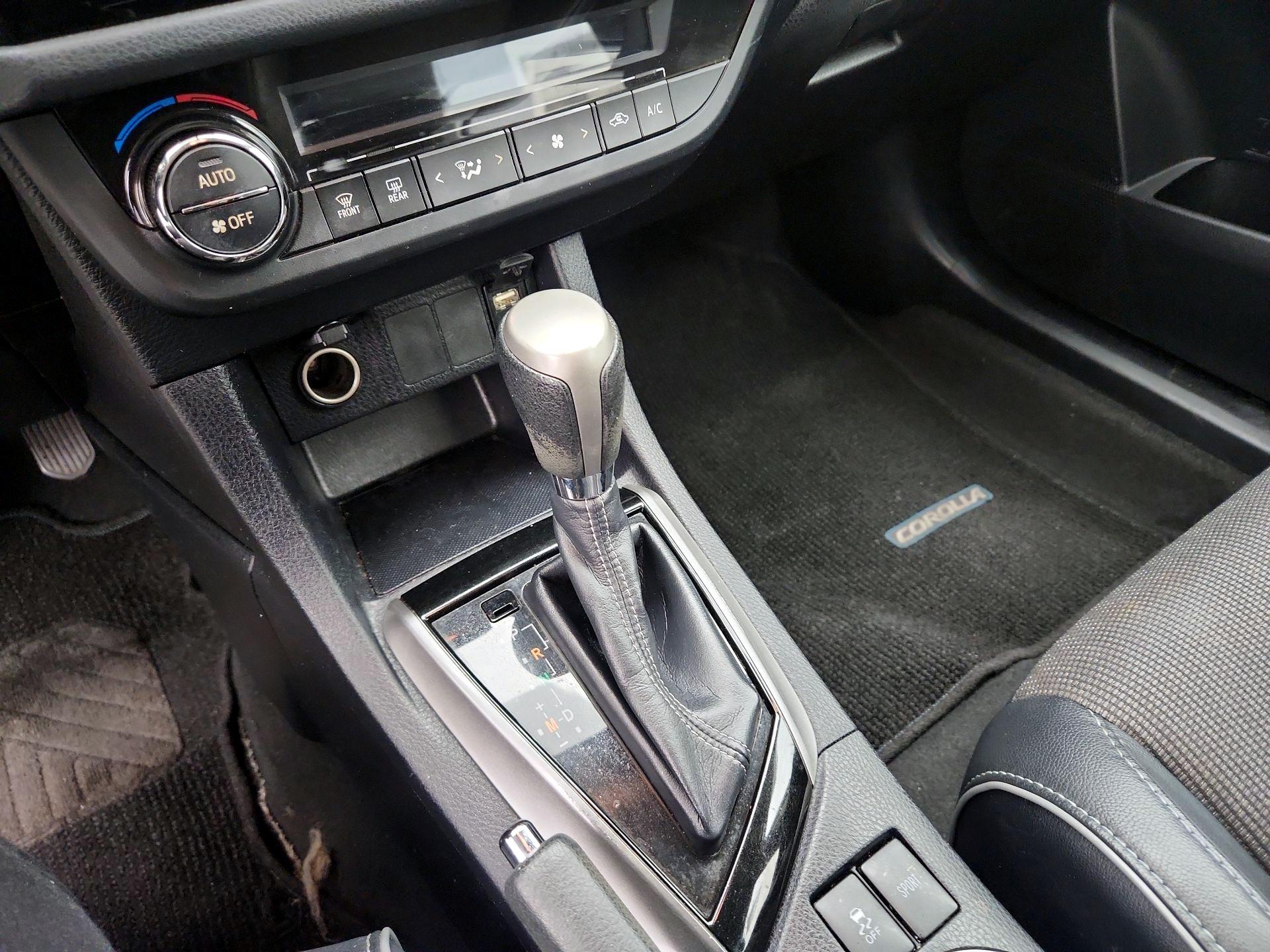 Thumbnail: 2014 Toyota Corolla - 17