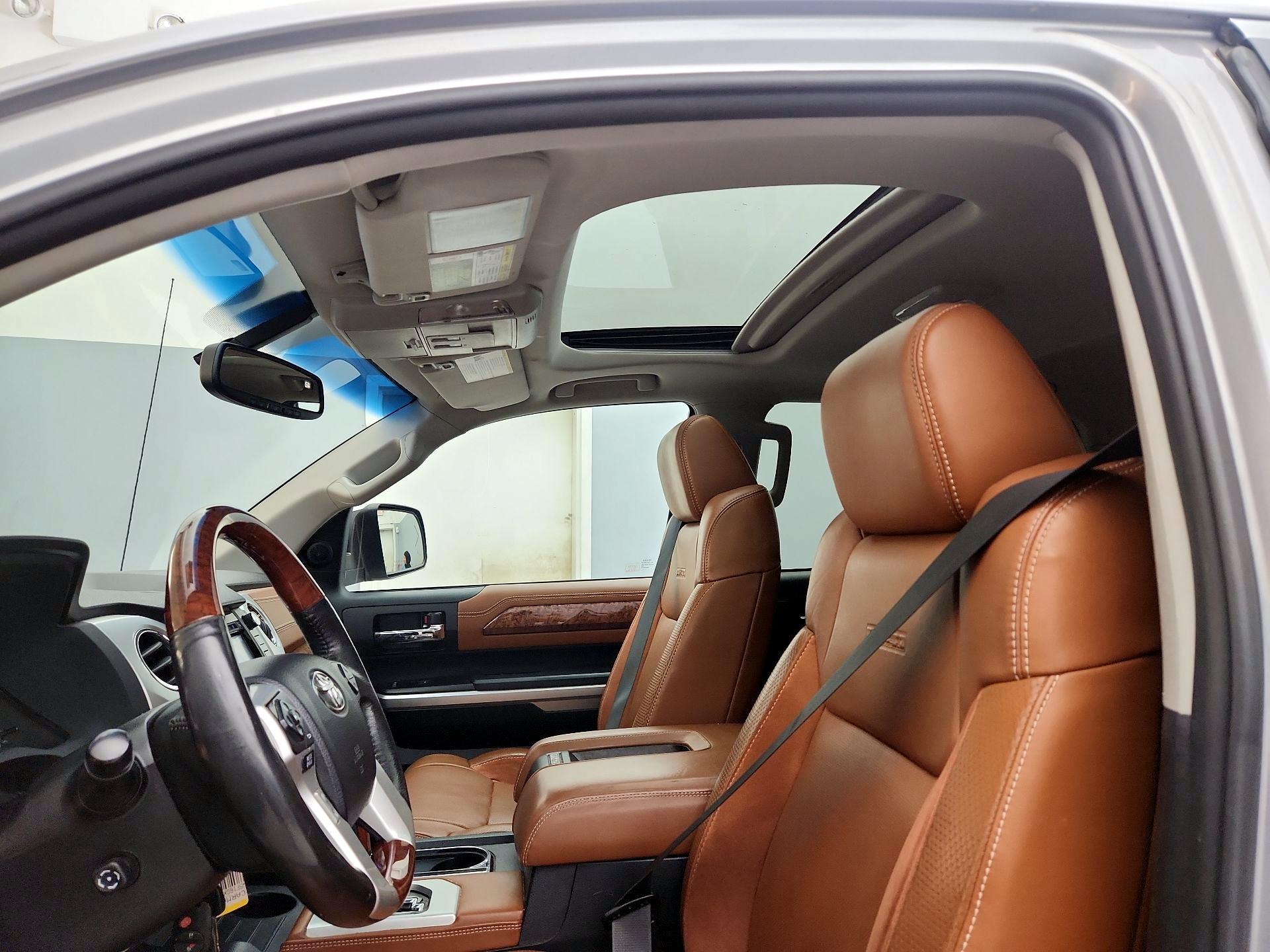 Thumbnail: 2016 Toyota Tundra - 19