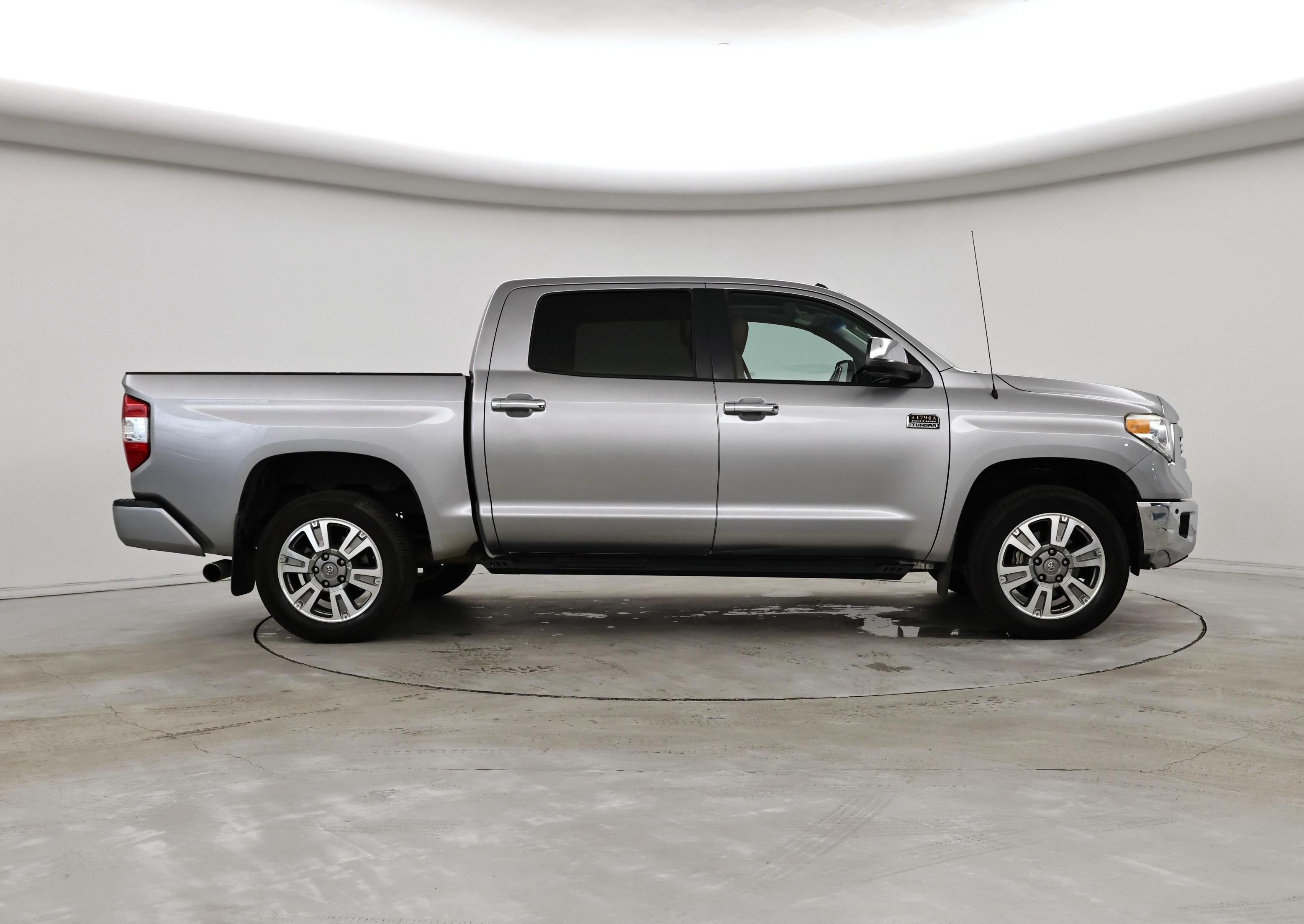 Thumbnail: 2016 Toyota Tundra - 7
