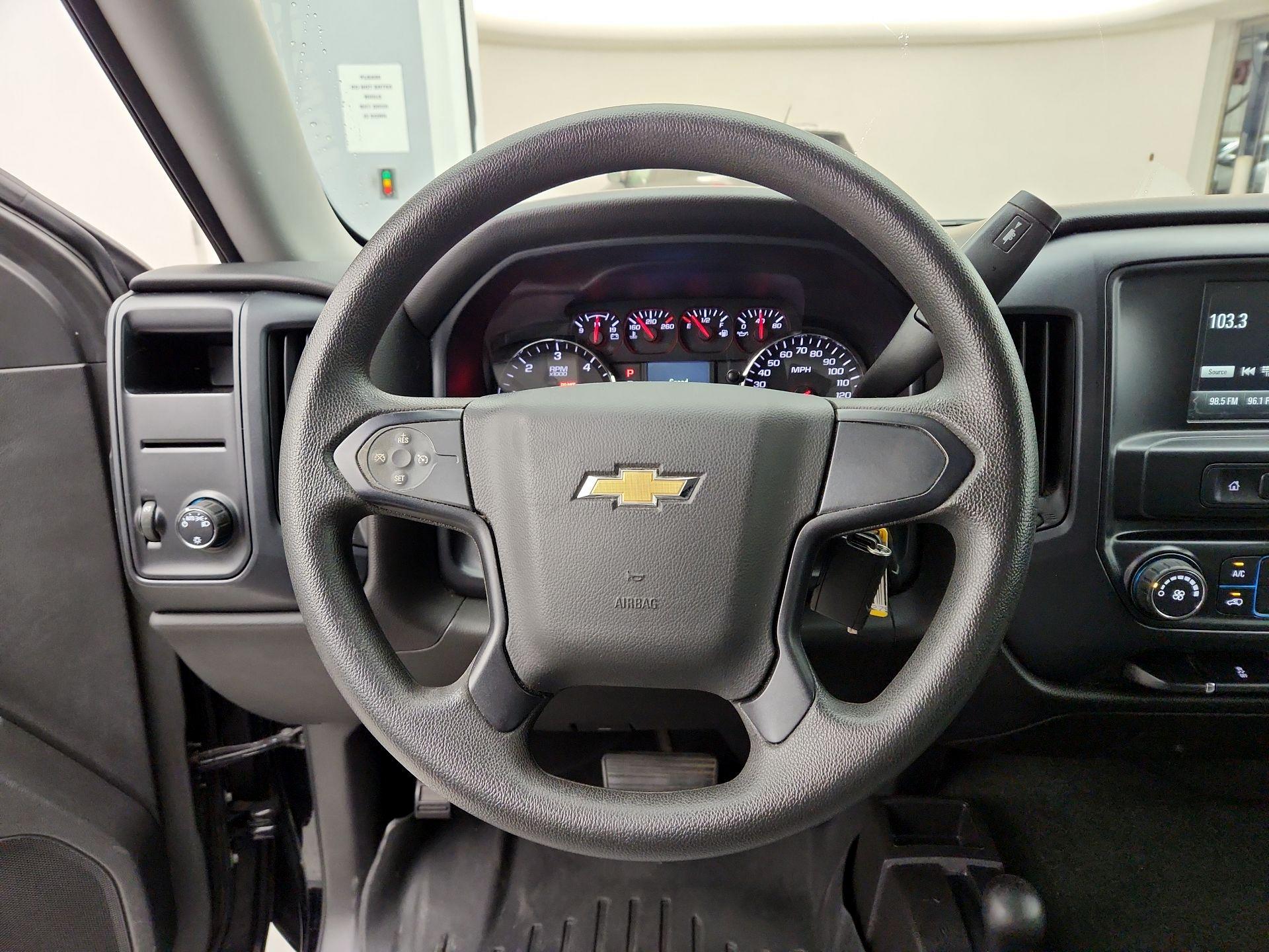 Thumbnail: 2016 Chevrolet Silverado 1500 - 10