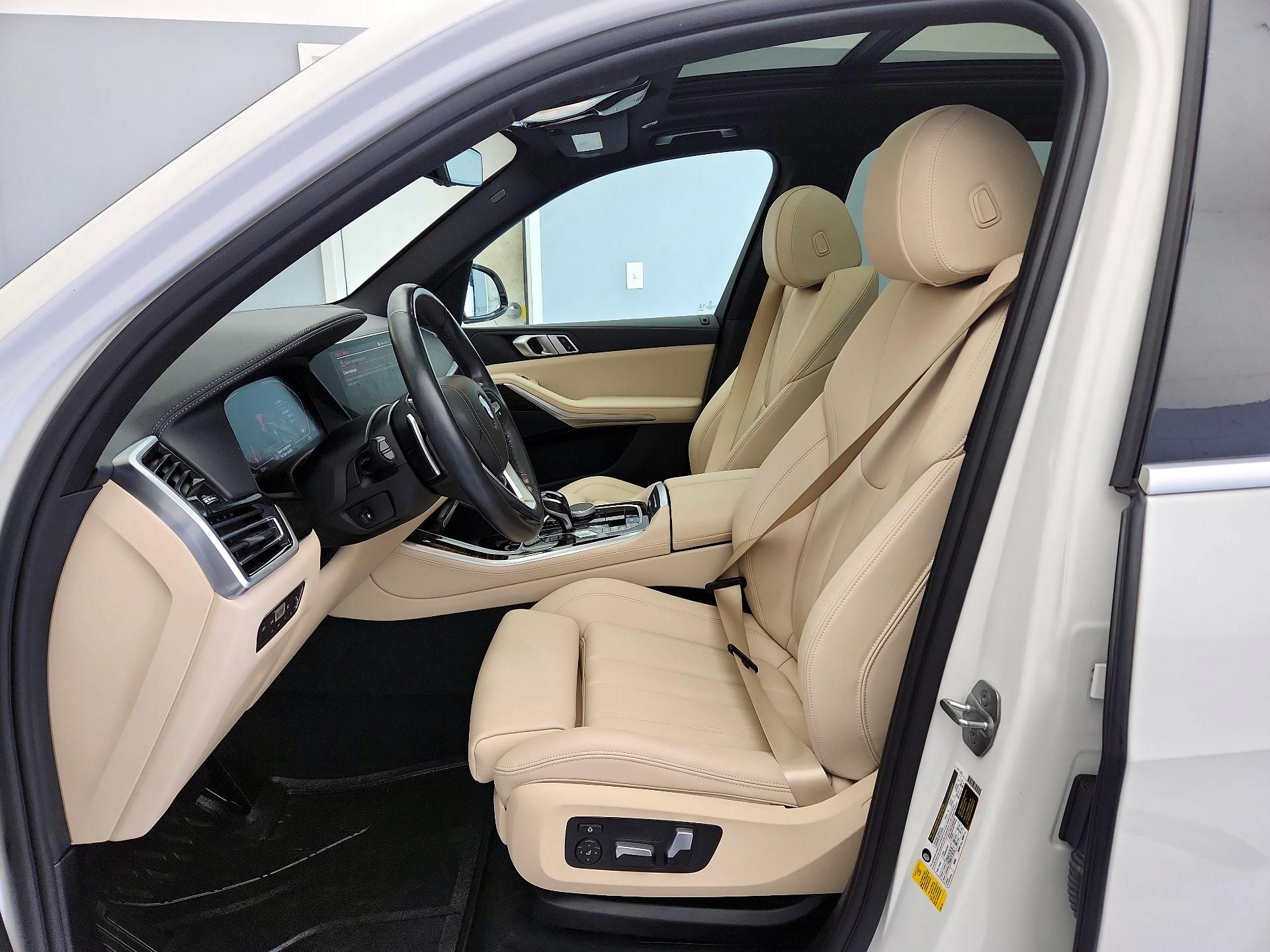 Thumbnail: 2020 BMW X5 - 11