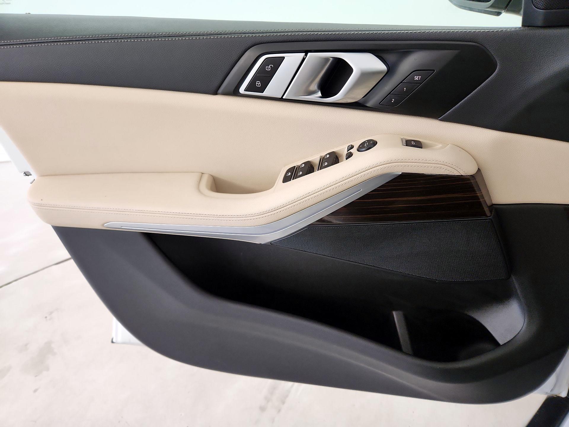 Thumbnail: 2020 BMW X5 - 12