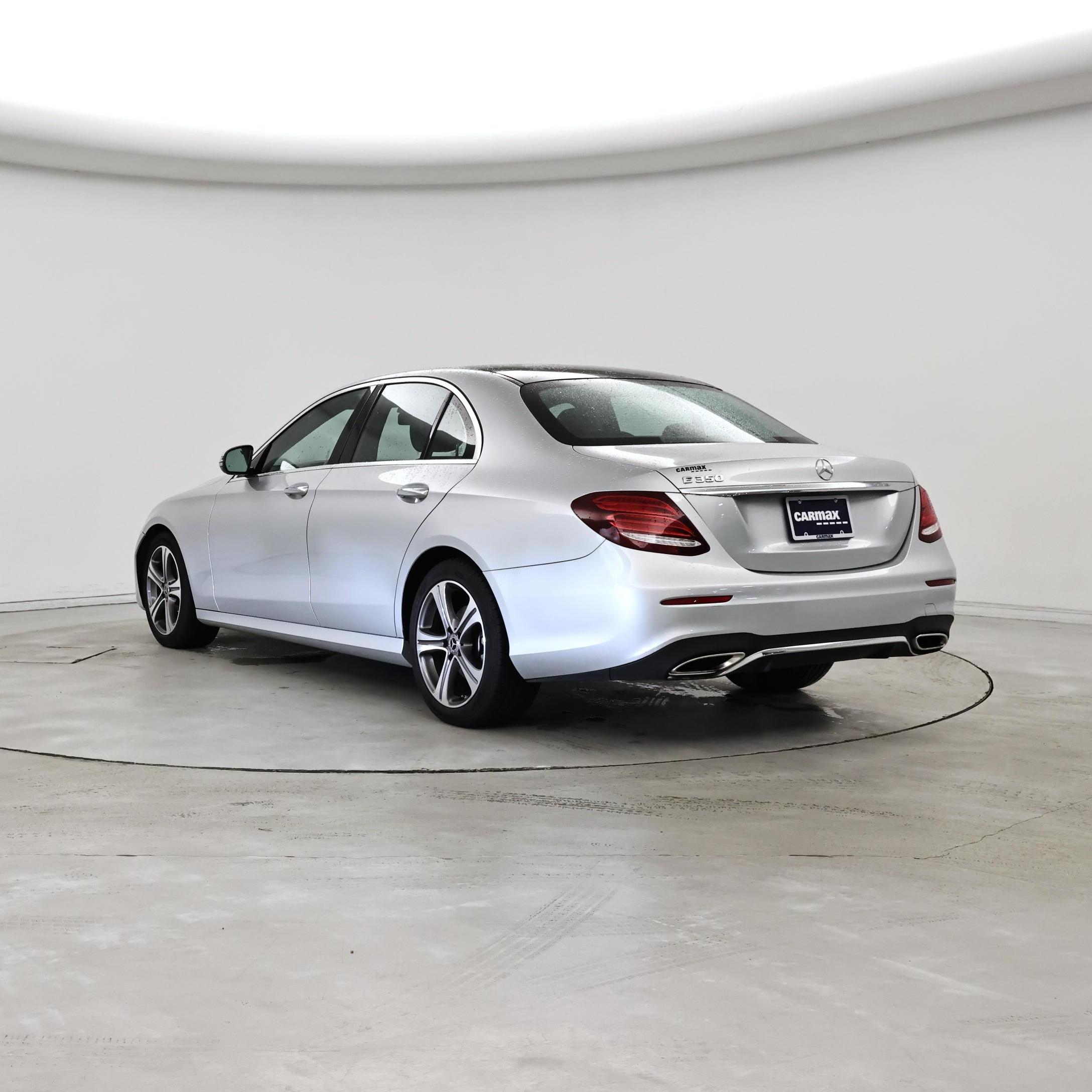 Thumbnail: 2020 Mercedes-Benz E-Class - 2
